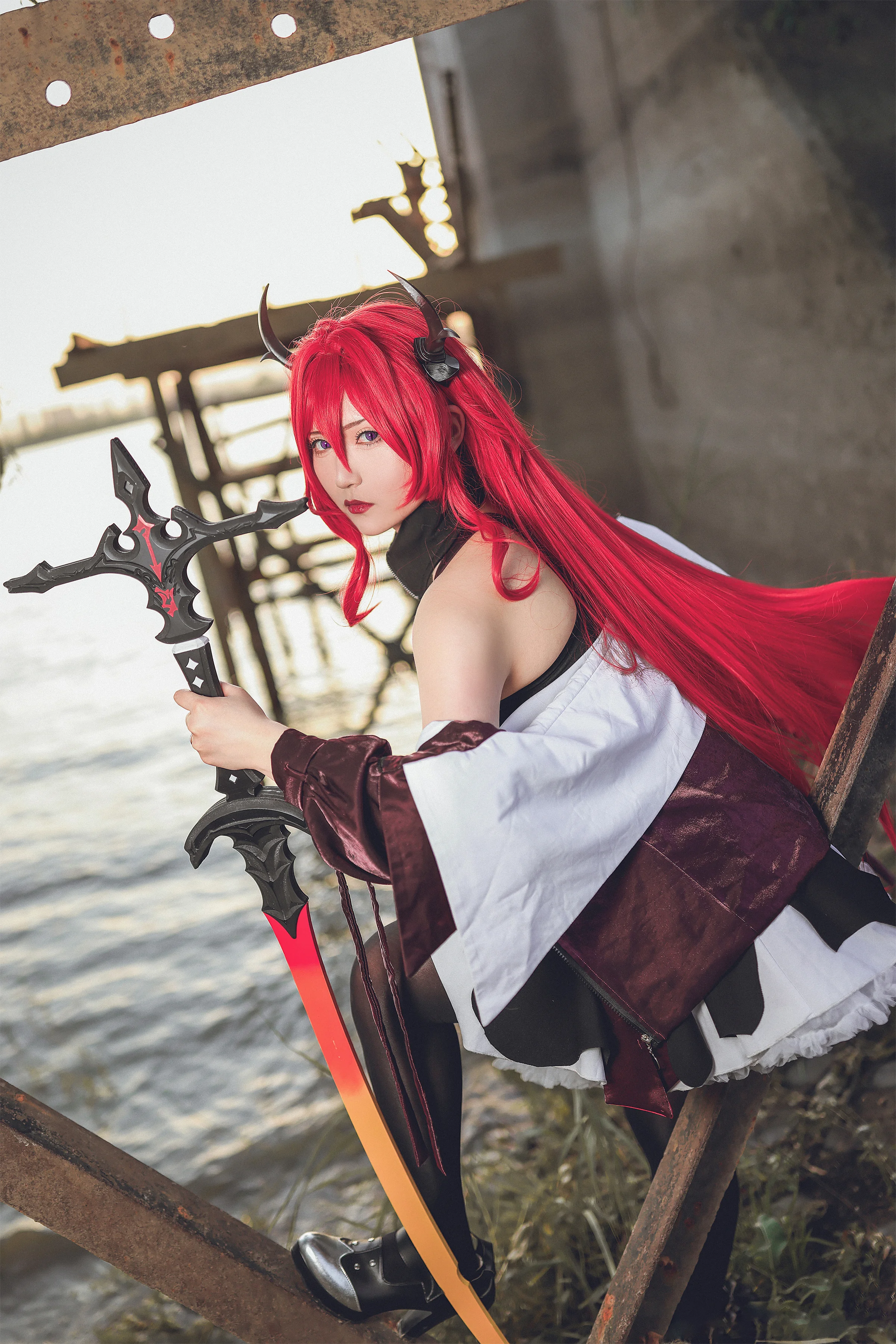 《明日方舟》史尔特尔COS写真