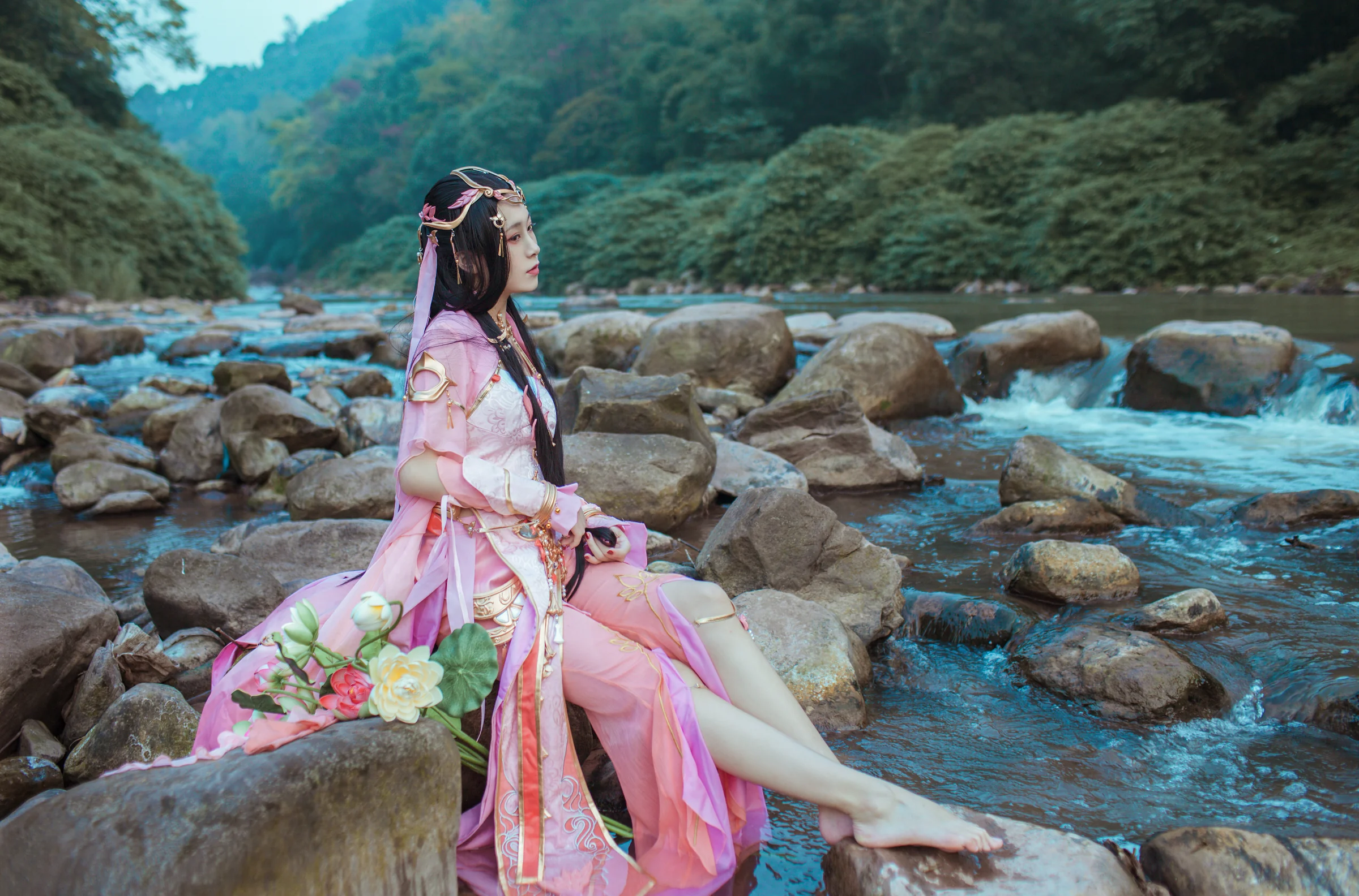 一船星月坐听香——七秀.雪河COS写真