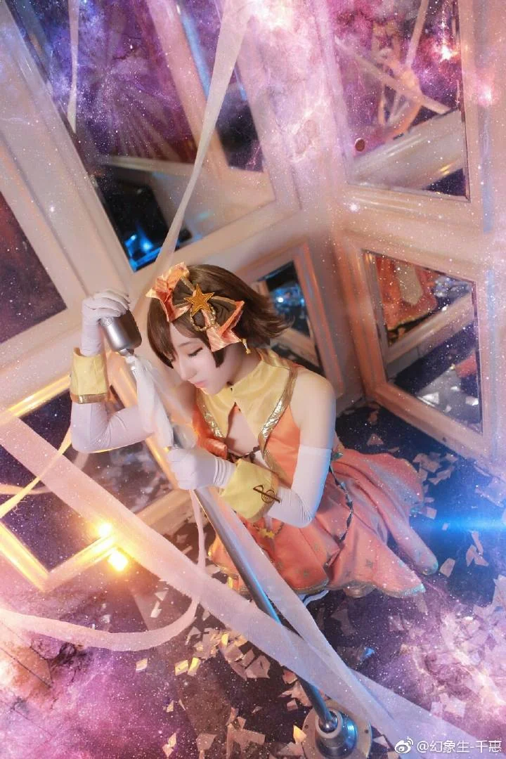 偶像大师灰姑娘女孩本田未央COS写真