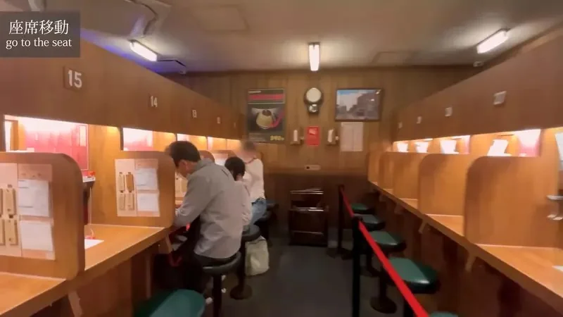 話題YouTuber《溝通障礙頻道》手把手教你怎麼在日本餐廳活下來｜高清图片集