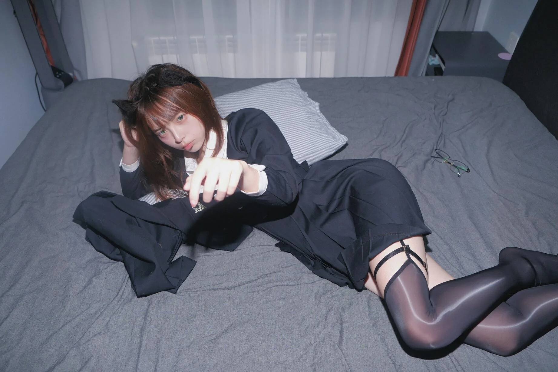 攻弦弦弦 – 黑丝眼镜猫娘｜高清图片集
