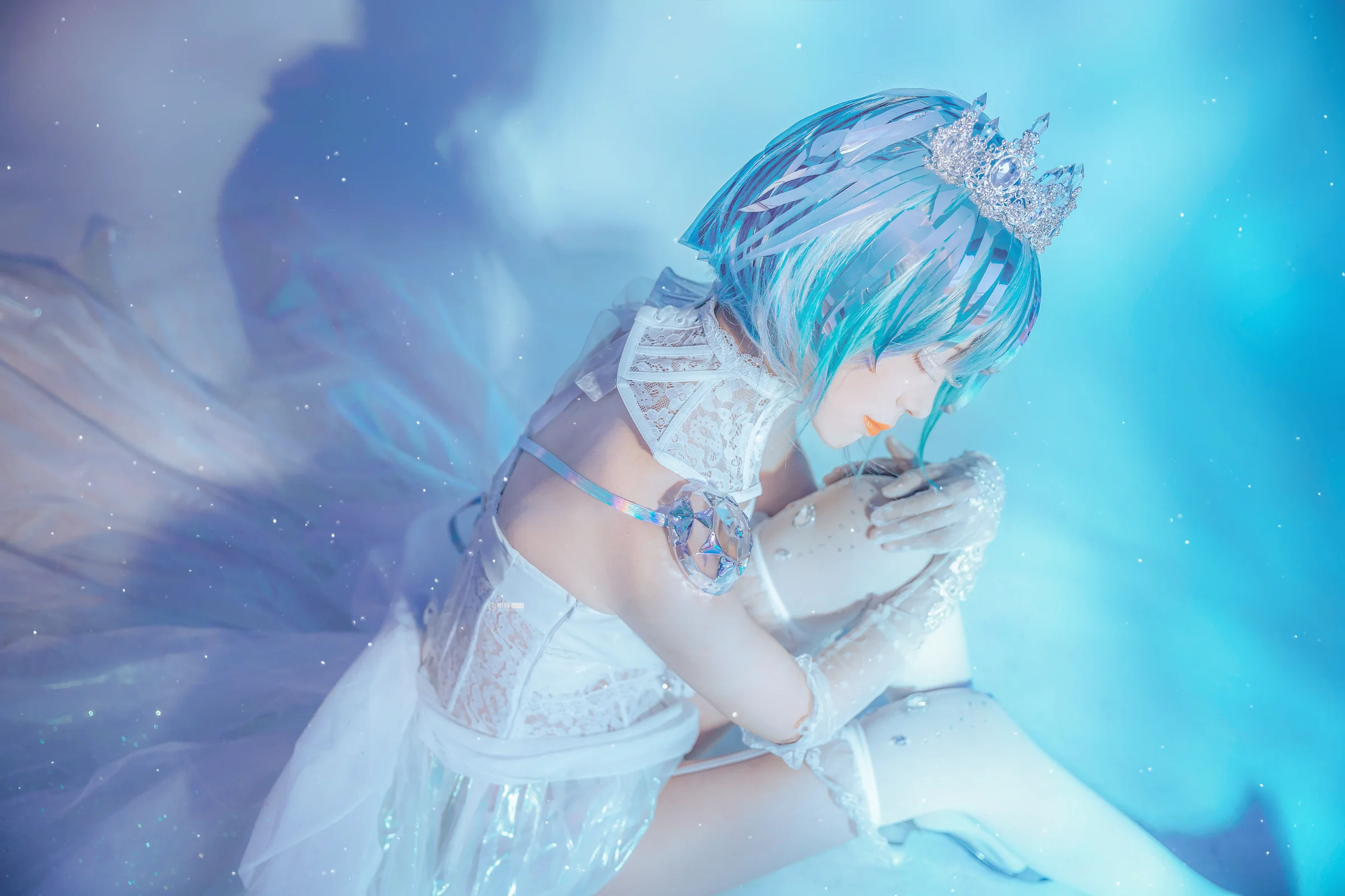 宝石之国·钻石同人婚纱COS写真