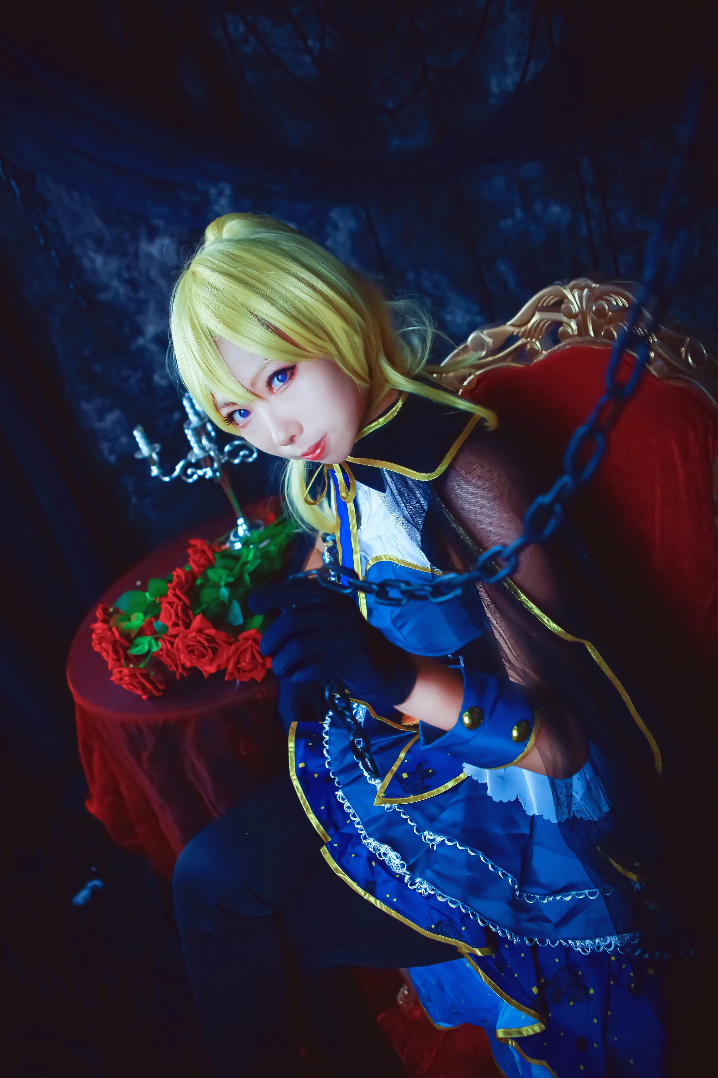 love live怪盗绘里职业觉醒COS写真