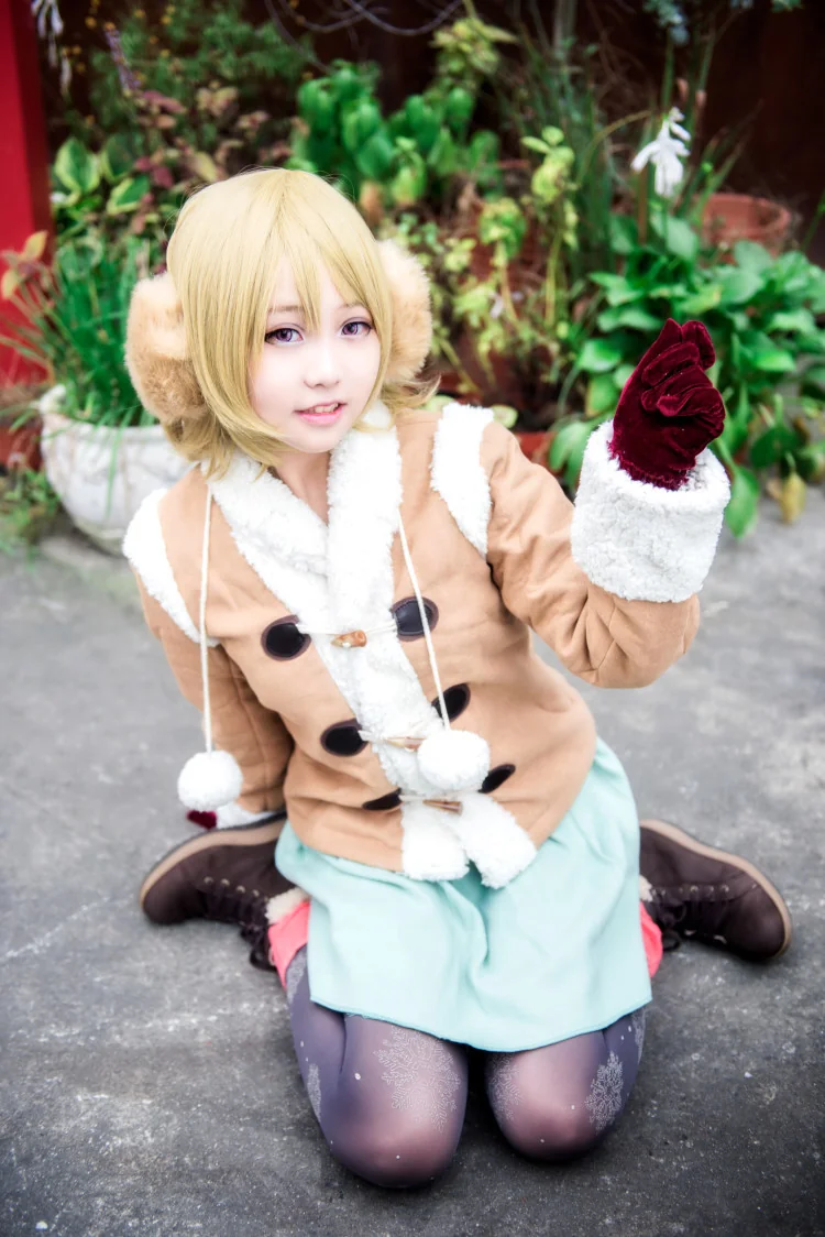 Love Live！小泉花阳冬装日常COS写真