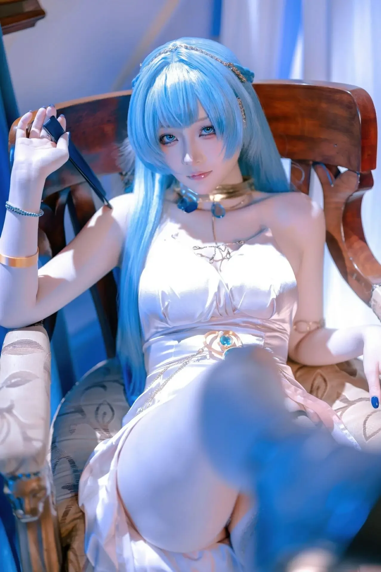 屿鱼 – 胜利女神：妮姬 海伦 礼服｜高清图片集