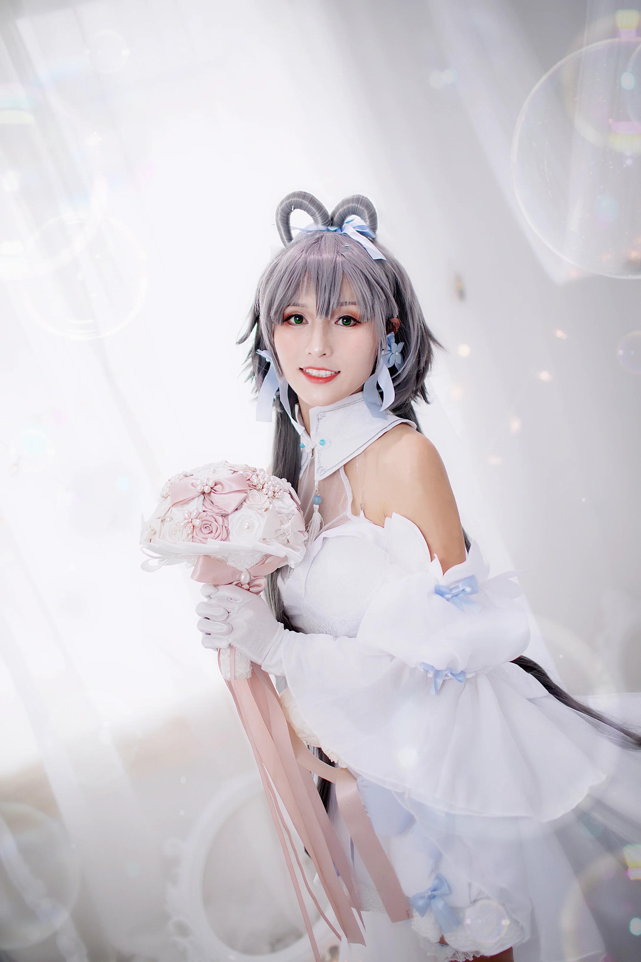 洛天依花嫁COS写真