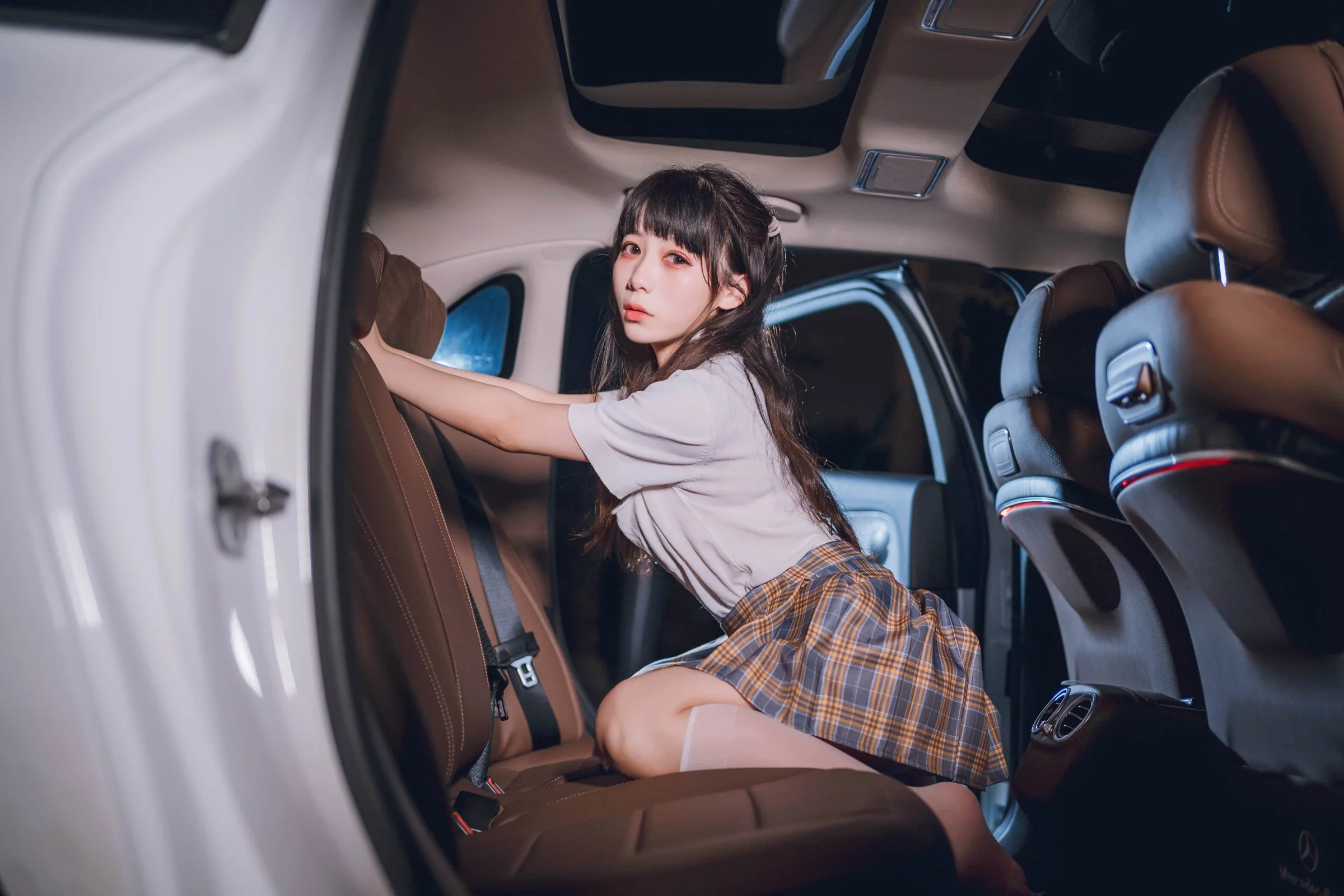 usejan(蓝蓝) – 夜樱 [40P]｜高清图片集