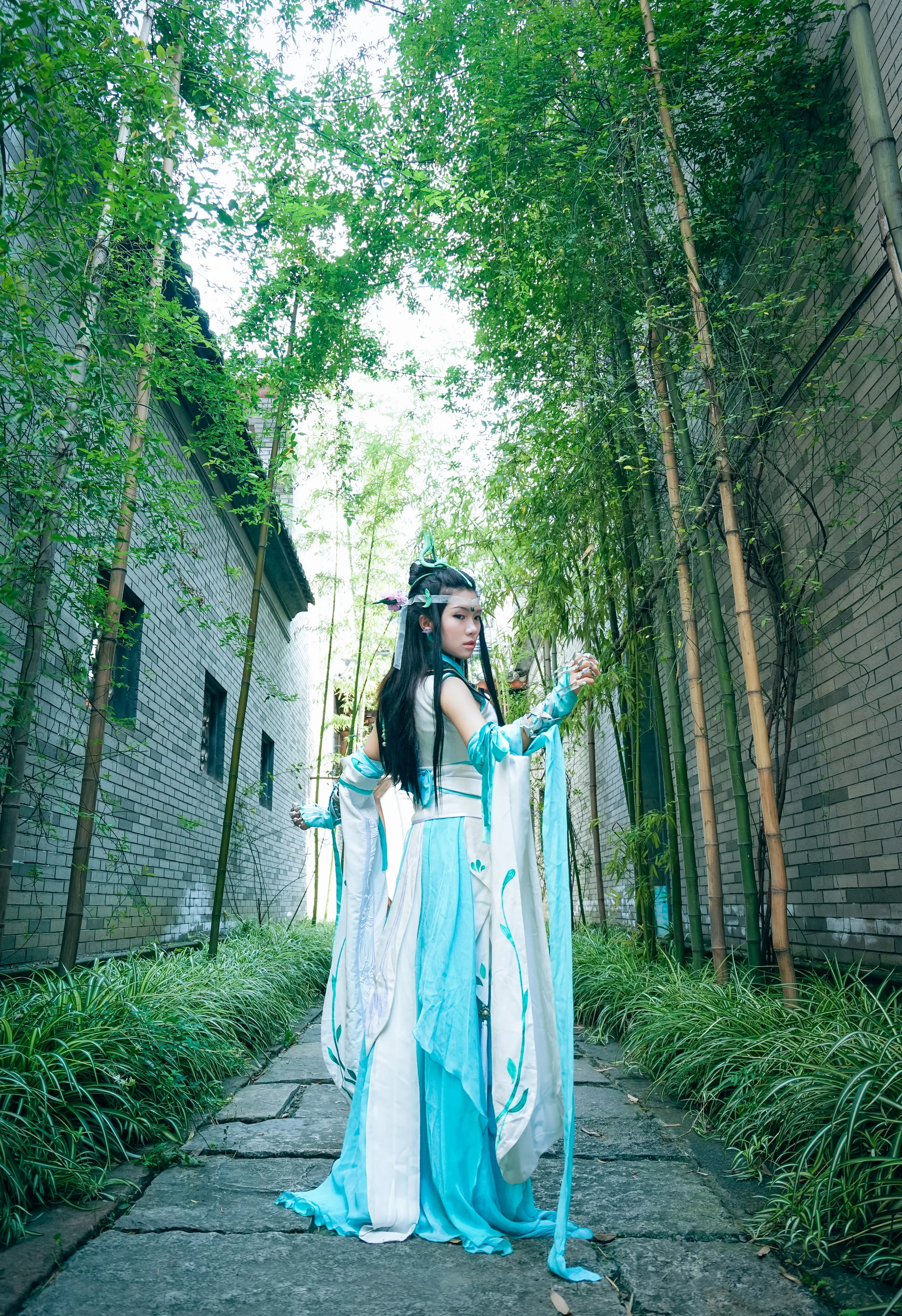 剑网三 长歌门琴娘COS写真
