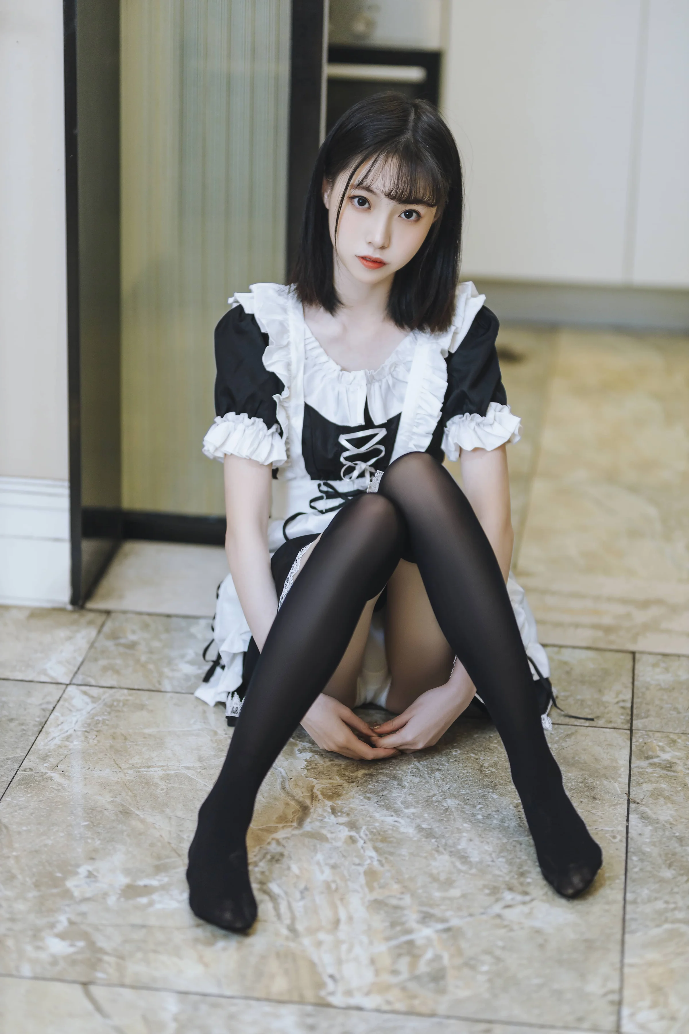 许岚LAN – 短裙女仆 [40P]｜高清图片集