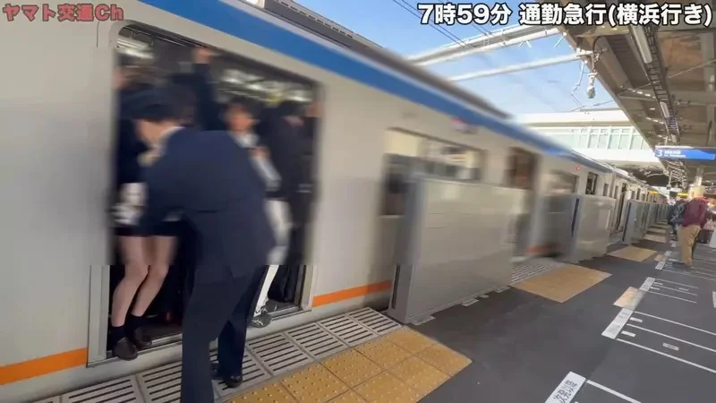 日本上班族驚覺《能夠通勤５天也是種才能》新鮮人才半個月就受不了辭職了｜高清图片集
