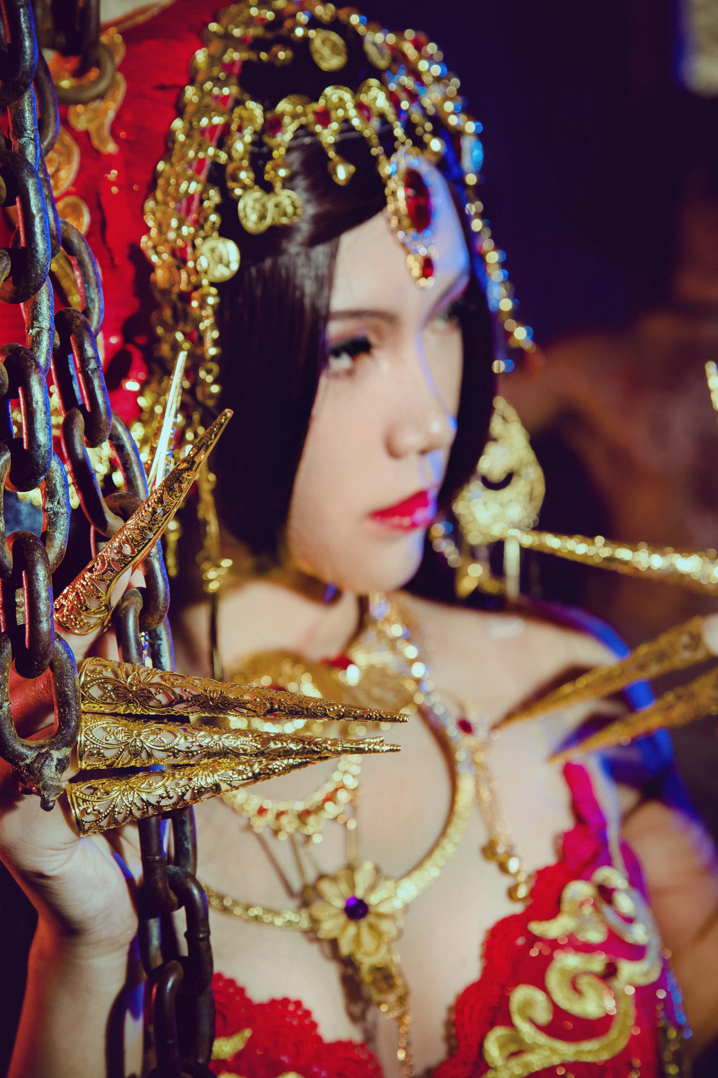 剑网三红衣教圣女·探雪COS写真