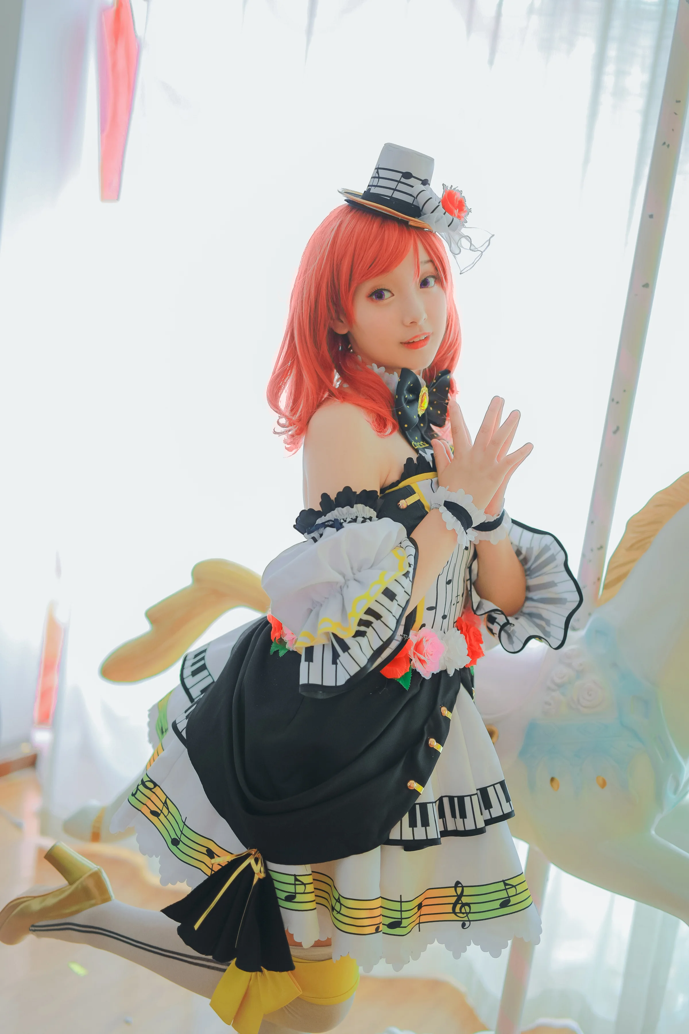 西木野真姬乐器觉醒COS写真