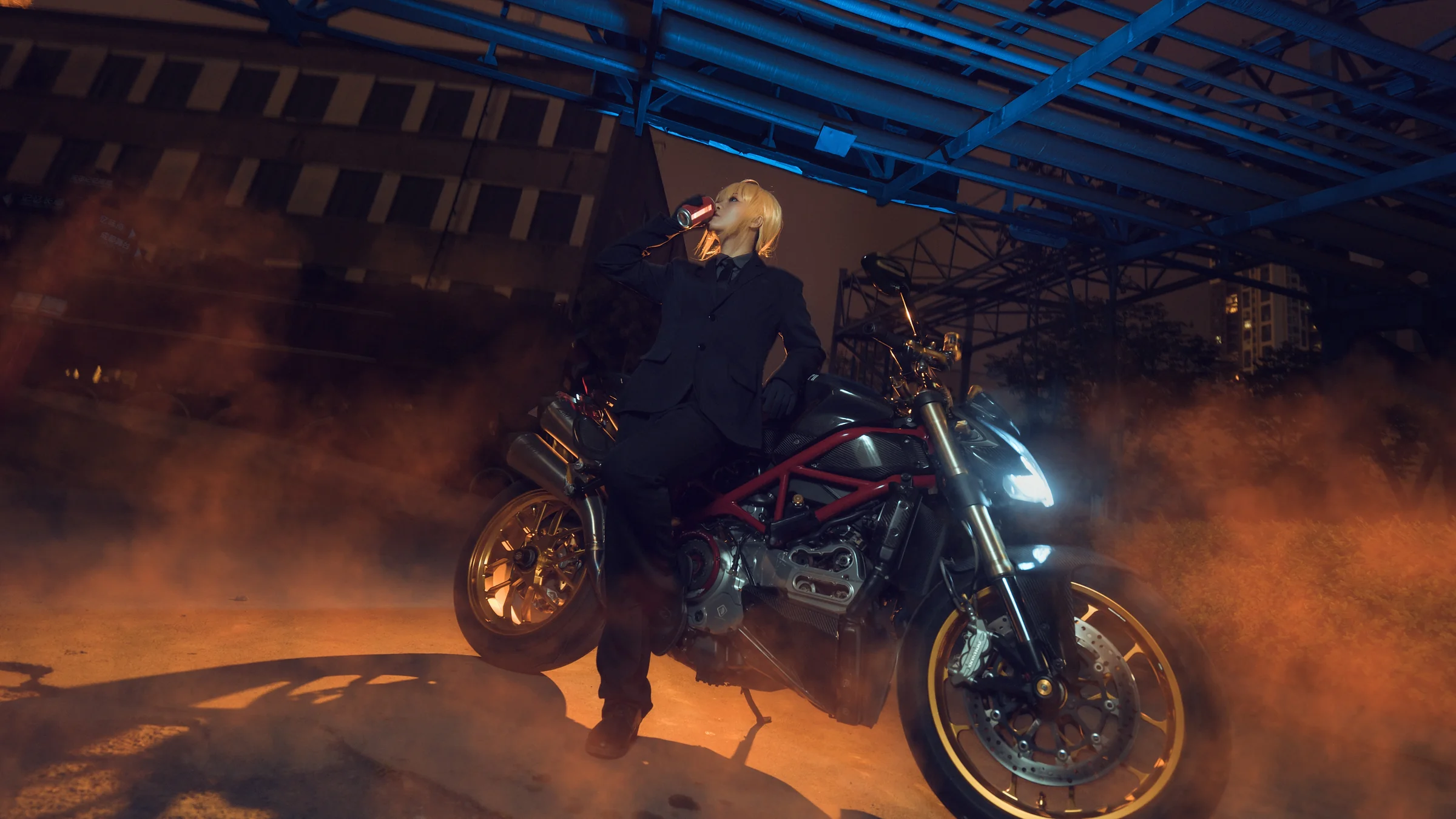 Fate/Zero——黑西装saber COS写真