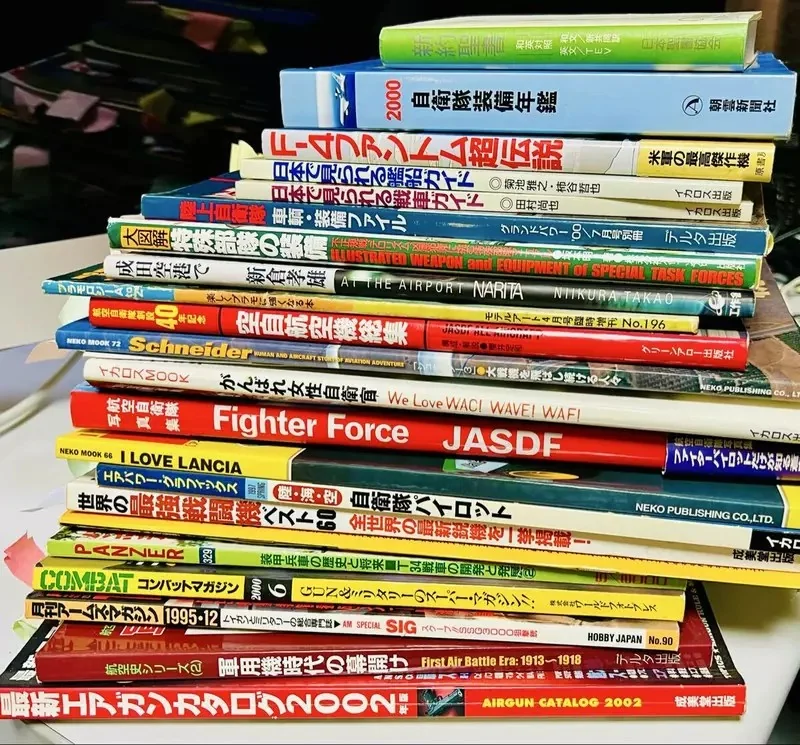 《漫畫家高橋真》工作室大清倉 粉絲夢寐以求的原畫、簽名書和參考資料全都拿來賣｜高清图片集