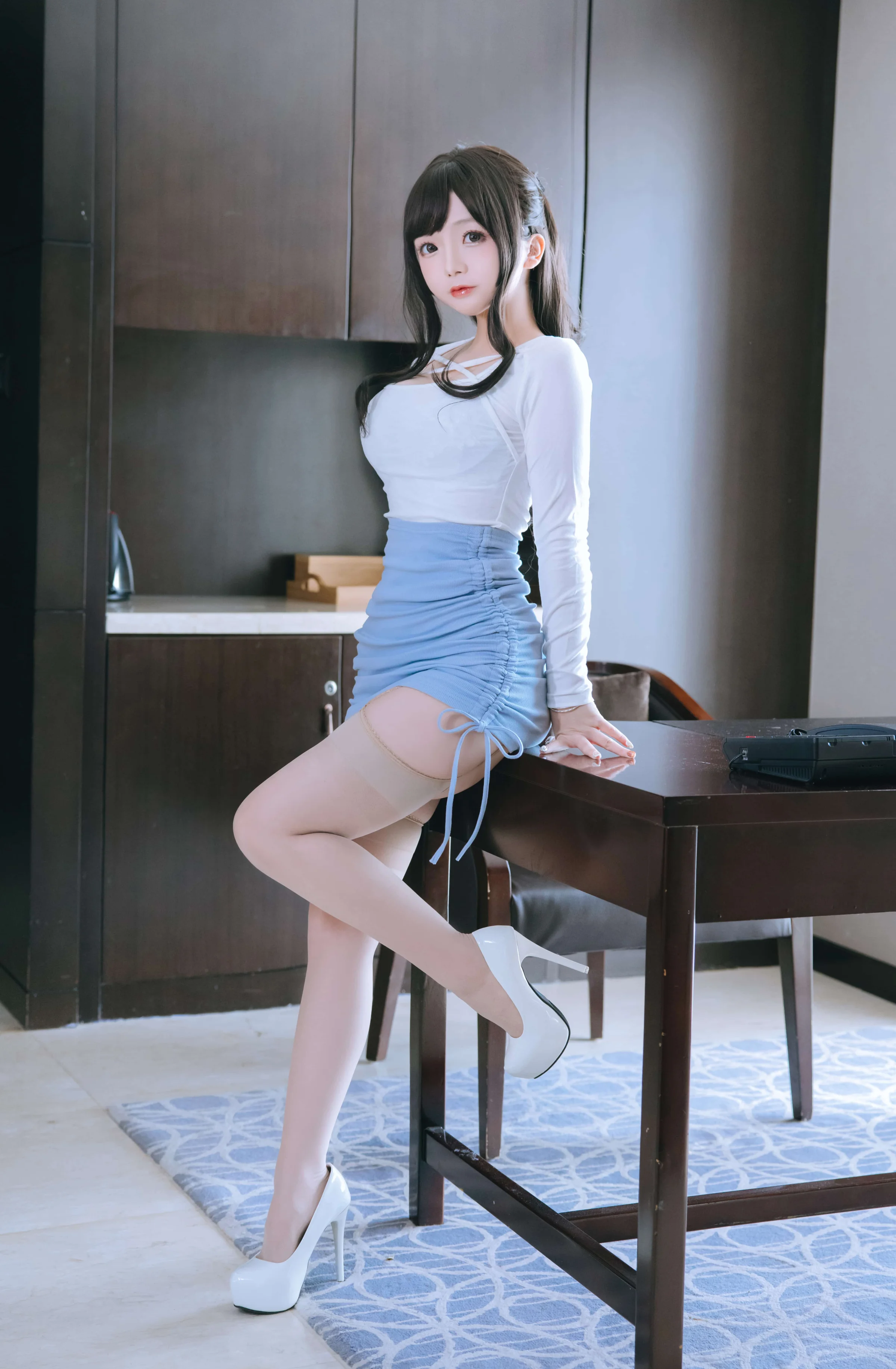 日奈娇 – 私人秘书｜高清图片集