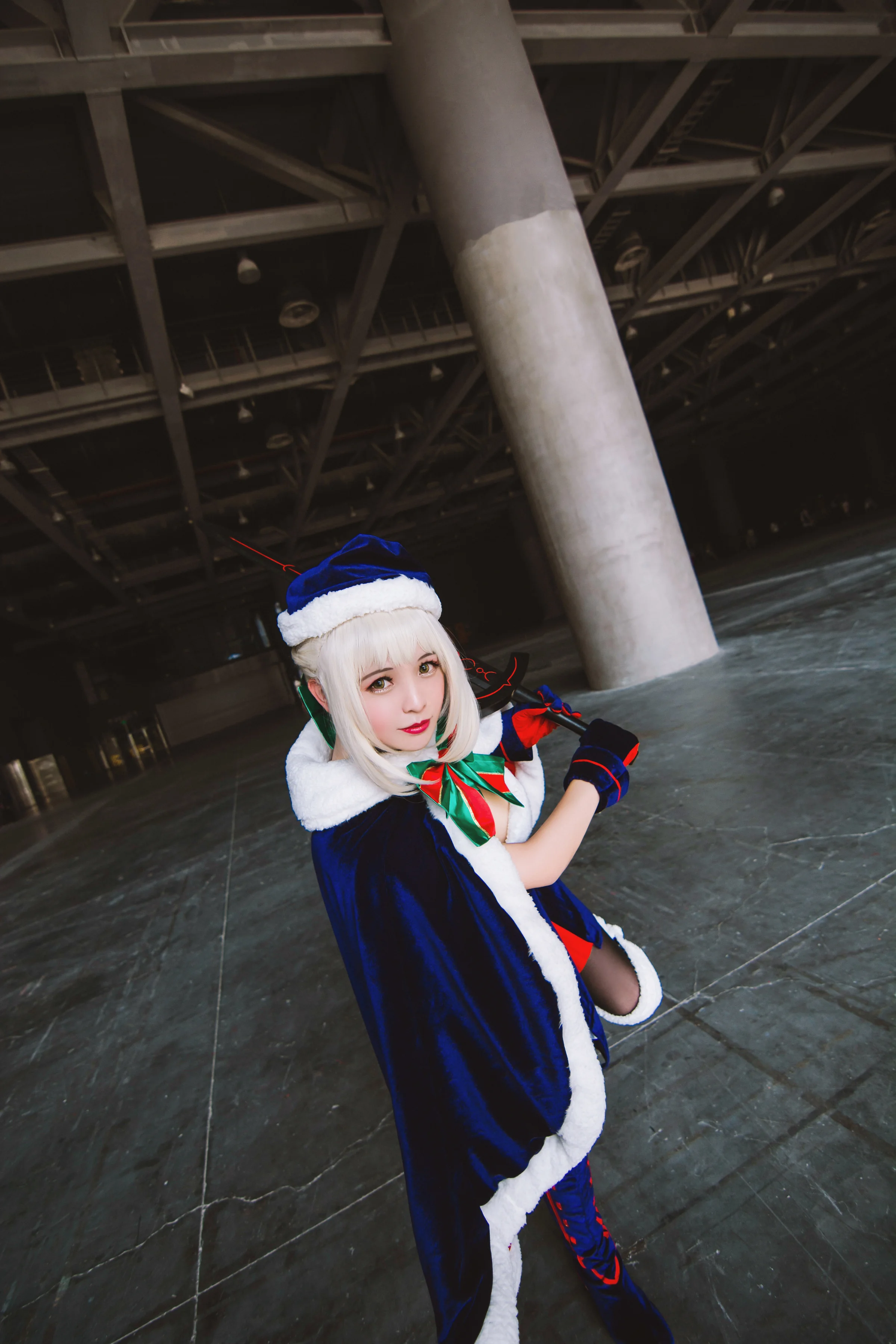 FGO 圣诞阿尔托利亚alter COS写真