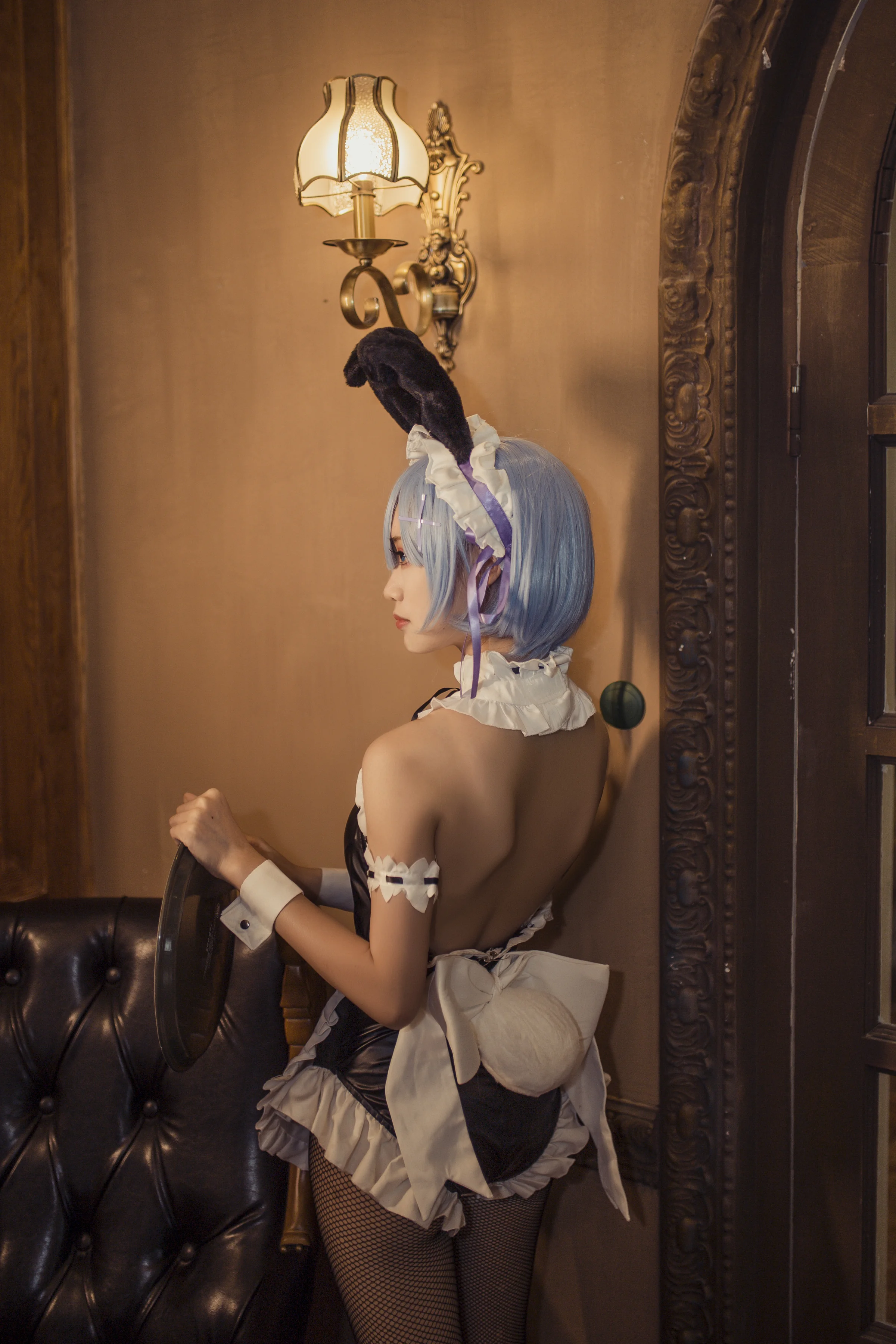 蕾姆兔女郎在线翻牌 COS写真