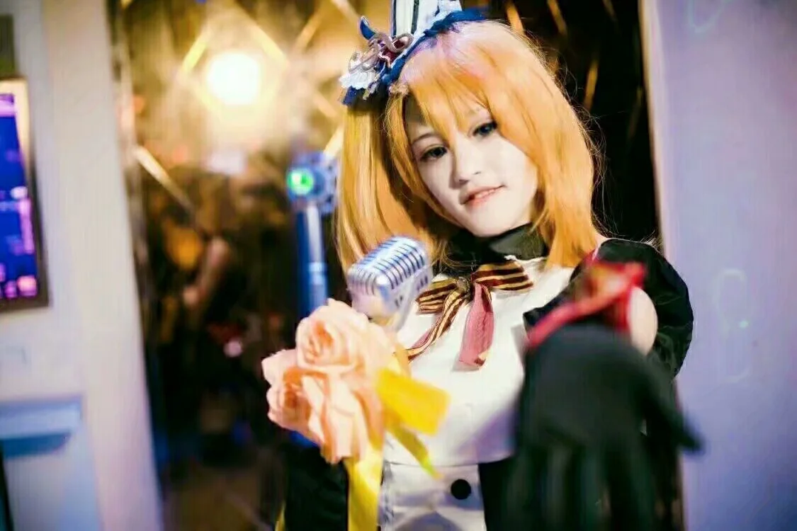 LL二年级组 高坂穗乃果COS写真