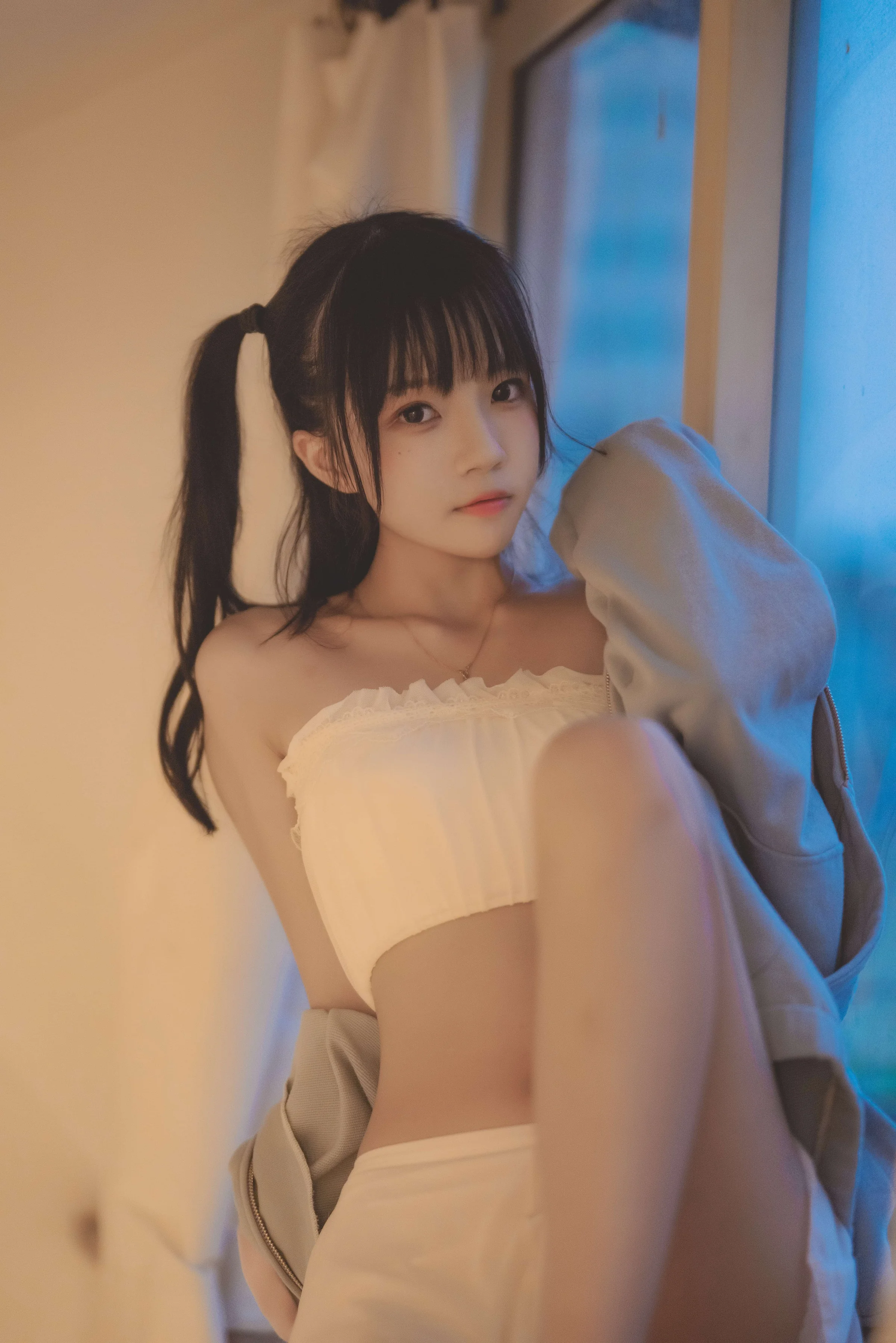 桜桃喵 – 碎星 [19P]｜高清图片集