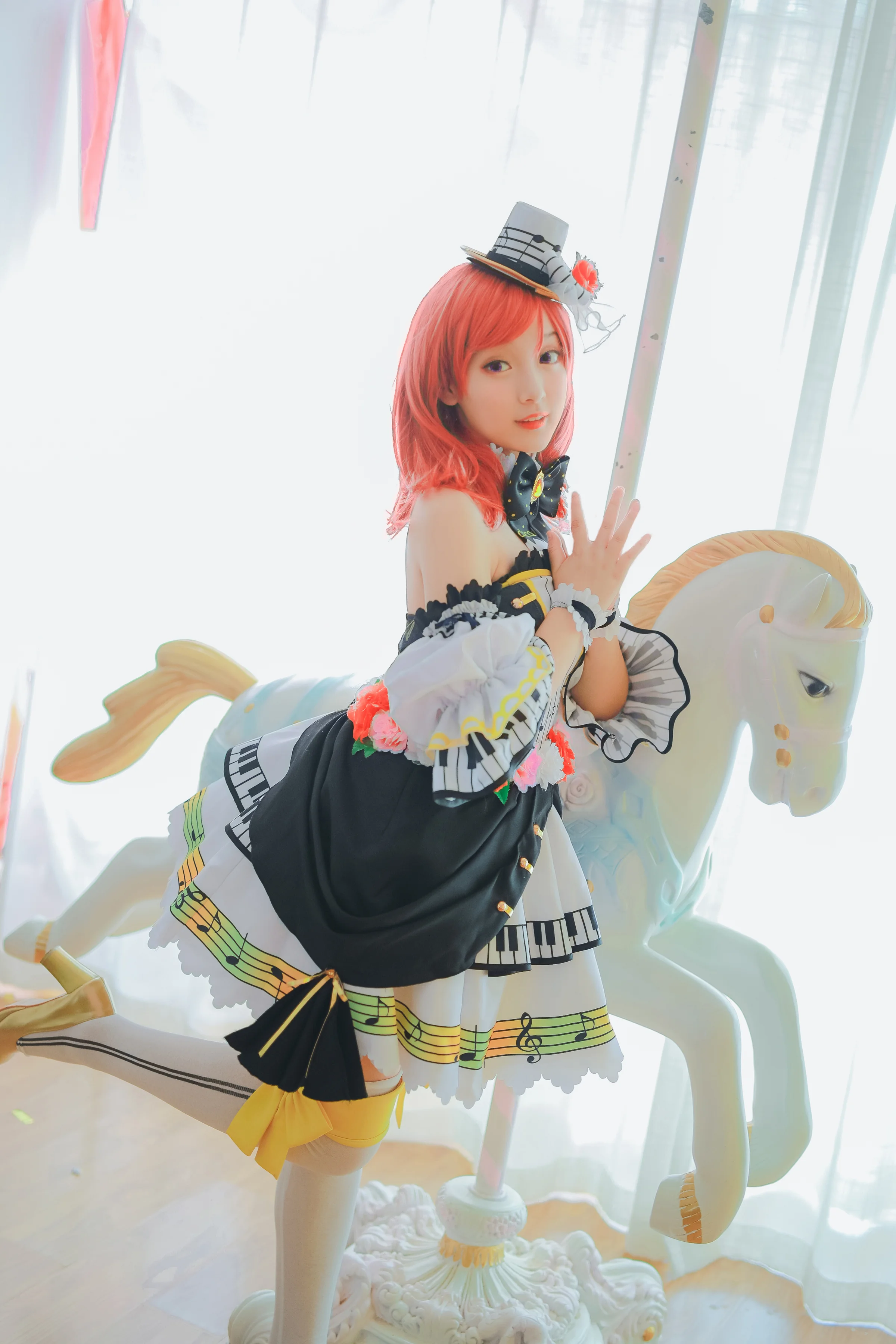 西木野真姬乐器觉醒COS写真