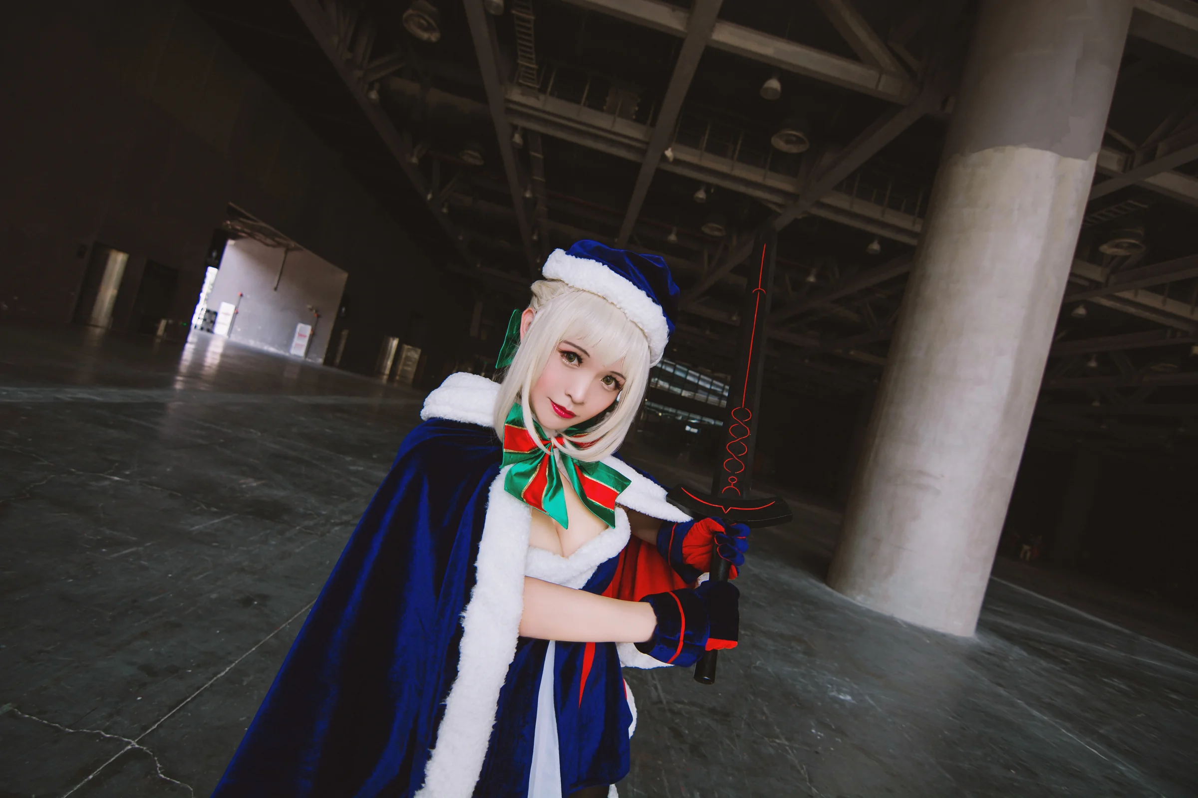 FGO 圣诞阿尔托利亚alter COS写真