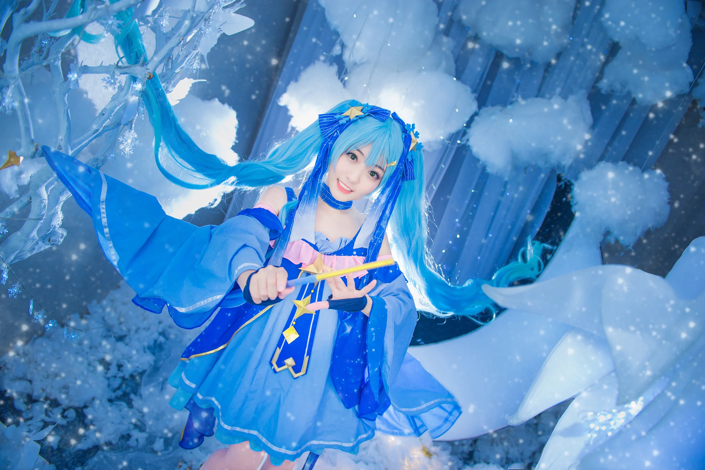 Miku星与雪的公主COS写真