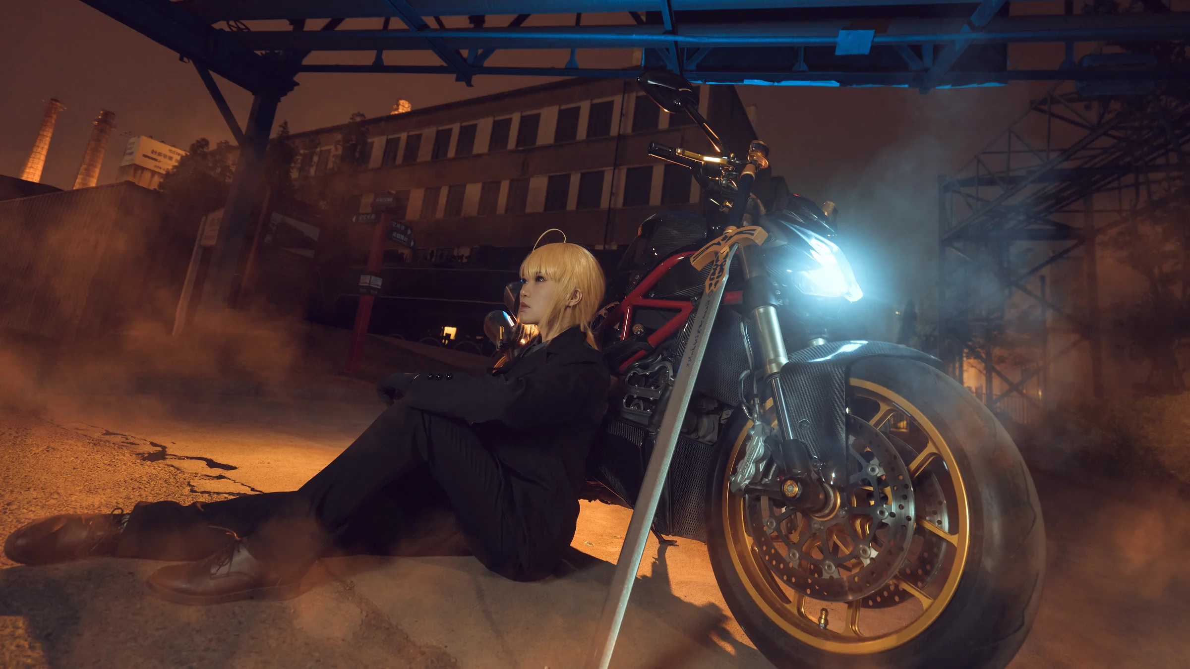 Fate/Zero——黑西装saber COS写真