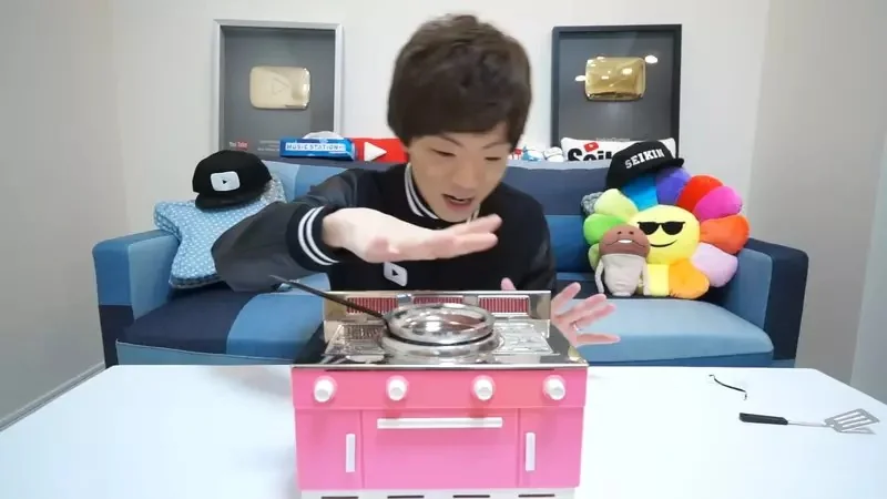 《漫畫家富澤千夏》出清家中雜物 竟然清出博物館等級的家家酒玩具｜高清图片集