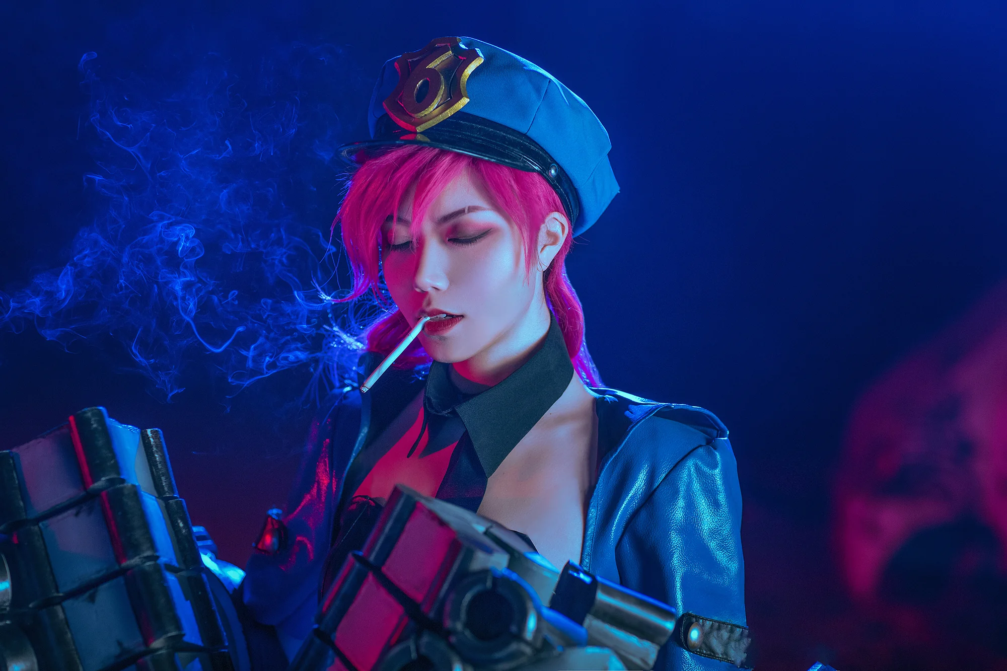 《英雄联盟》蔚x凯特琳COS写真