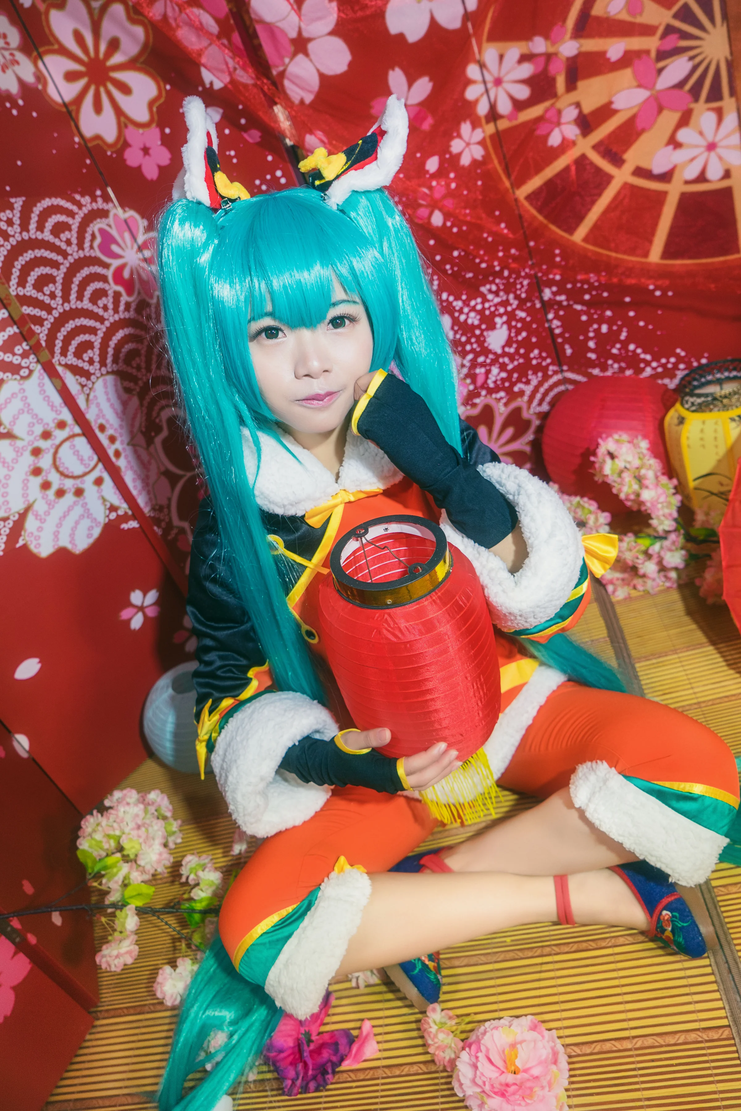 V家初音未来狮子舞COS写真