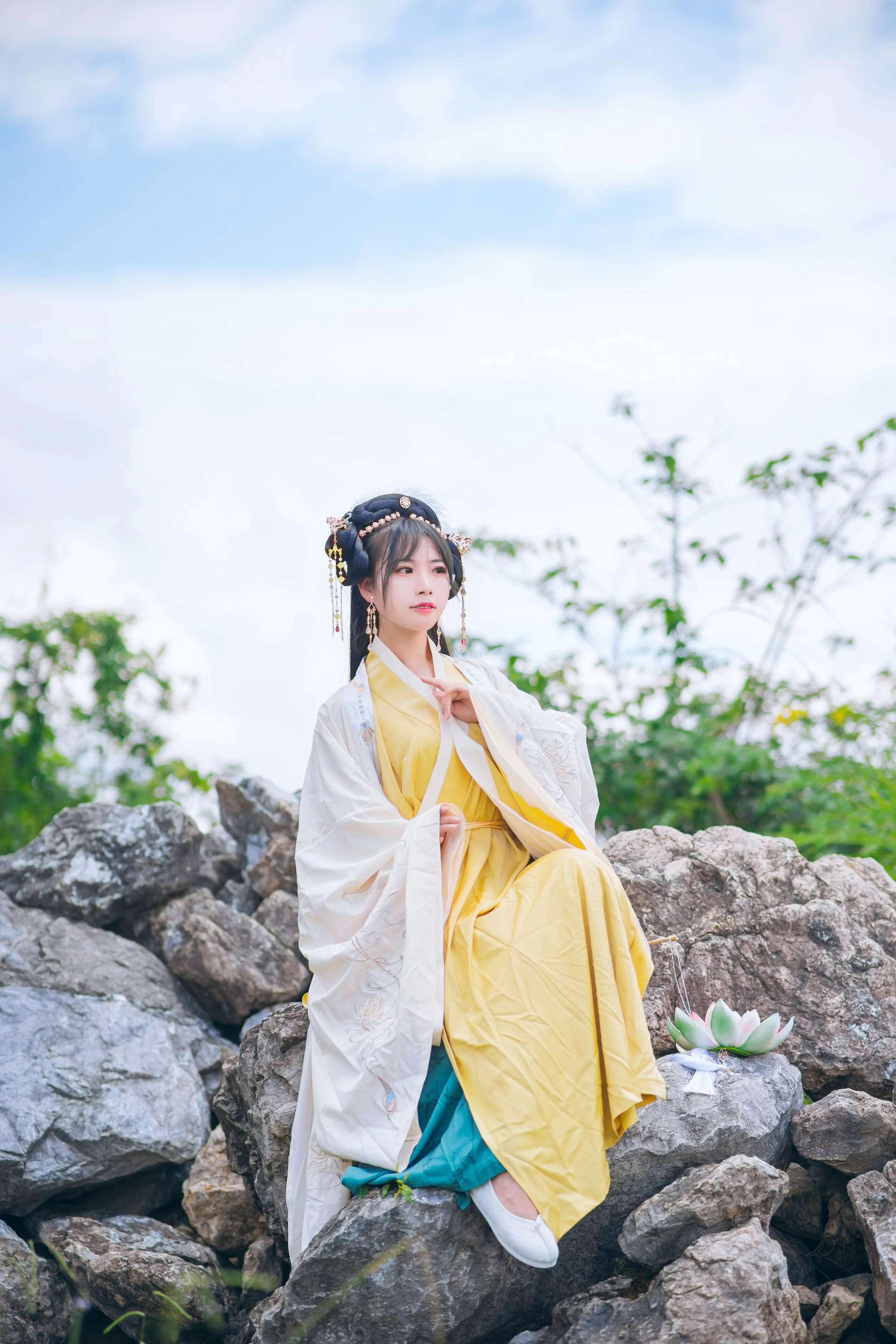 汉服私影，问花花不语，为谁落？｜高清图片集