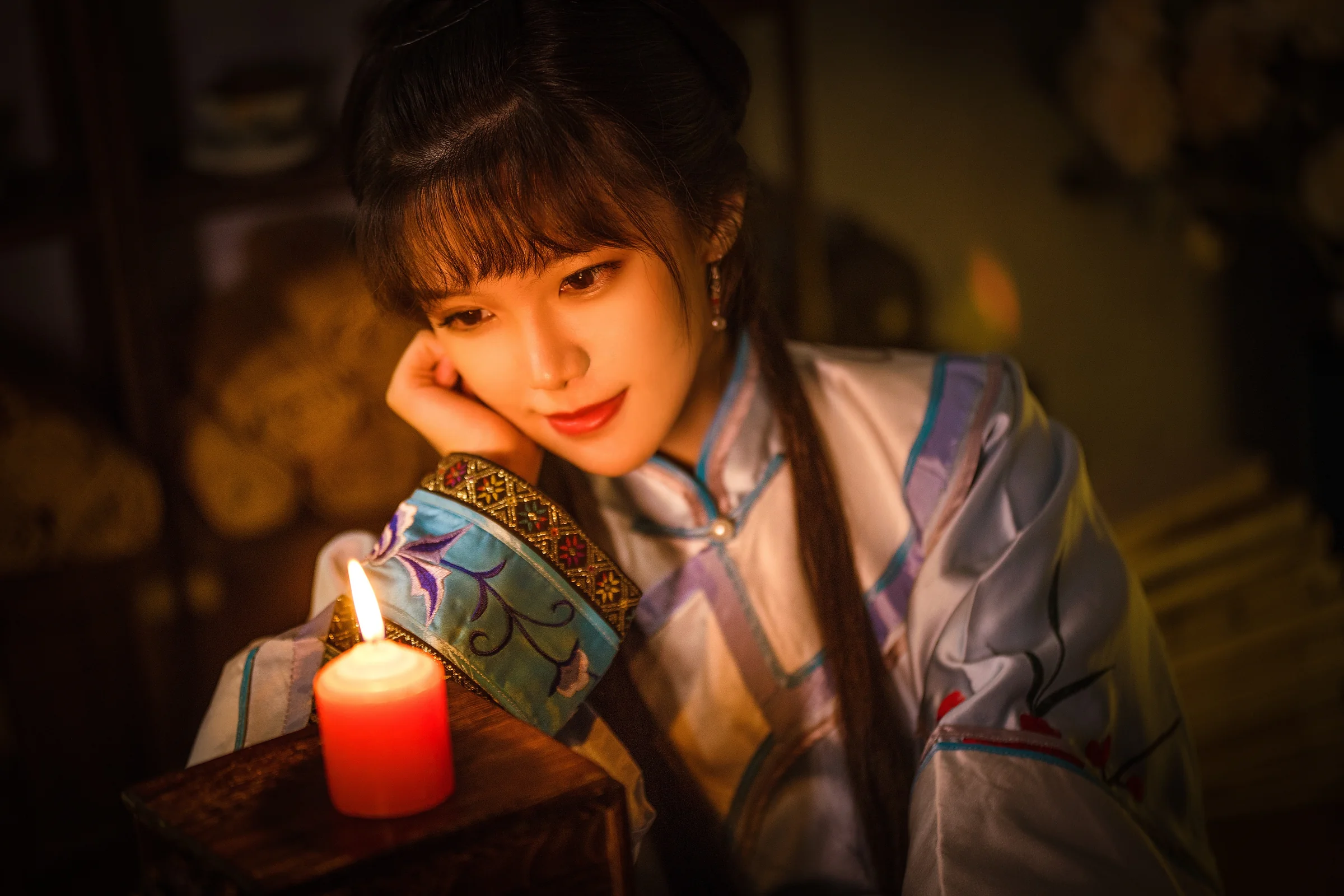 电视剧《甄嬛传》COS写真剧情 【第二章·剪烛西窗 惊鸿一舞】