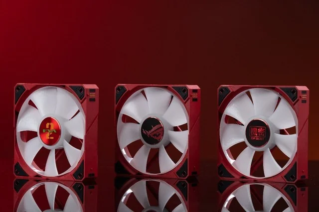 战力补完！ ROG x EVA信仰联名装备预约开启｜高清图片集