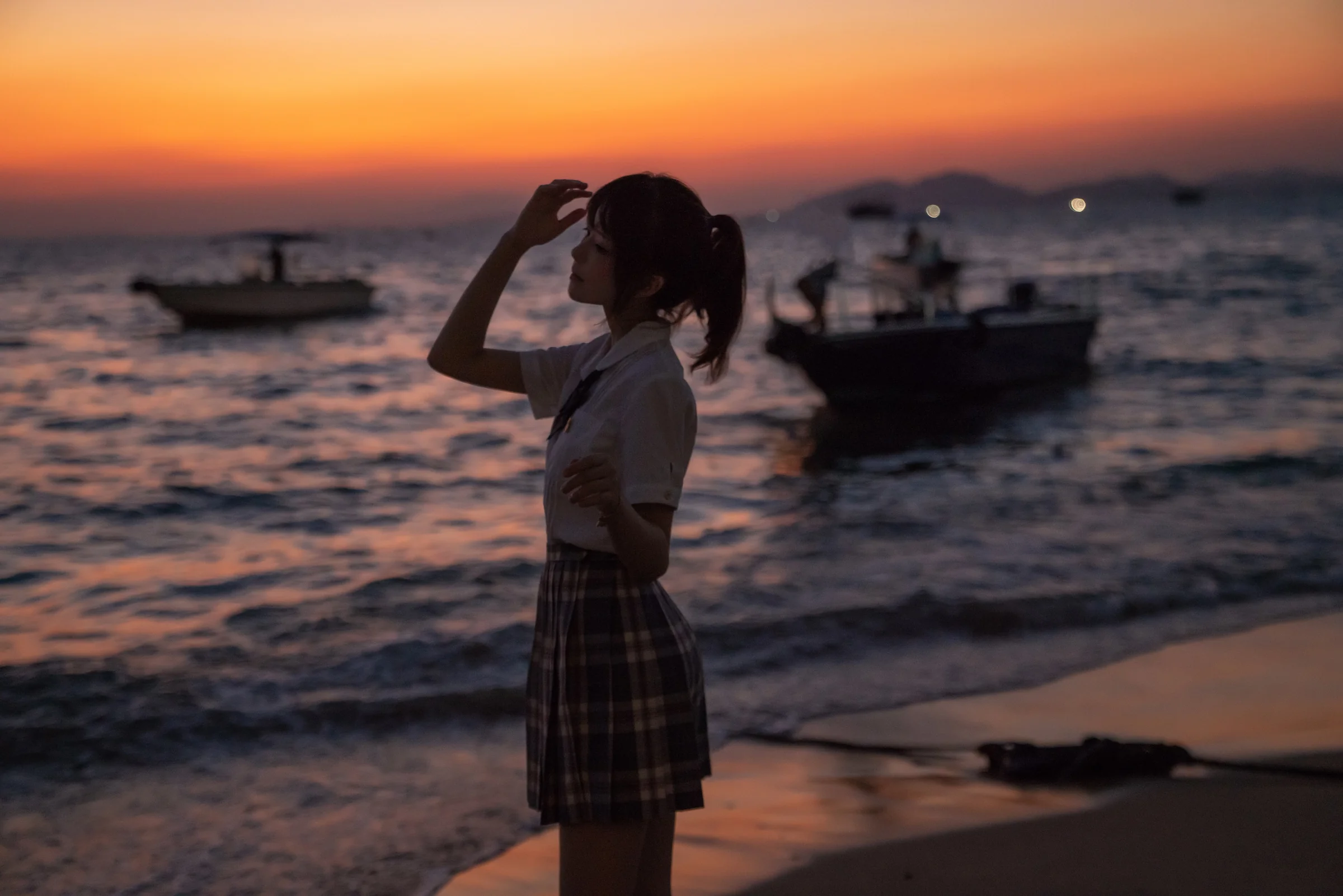 桜桃喵 – 逐海 [17P]｜高清图片集