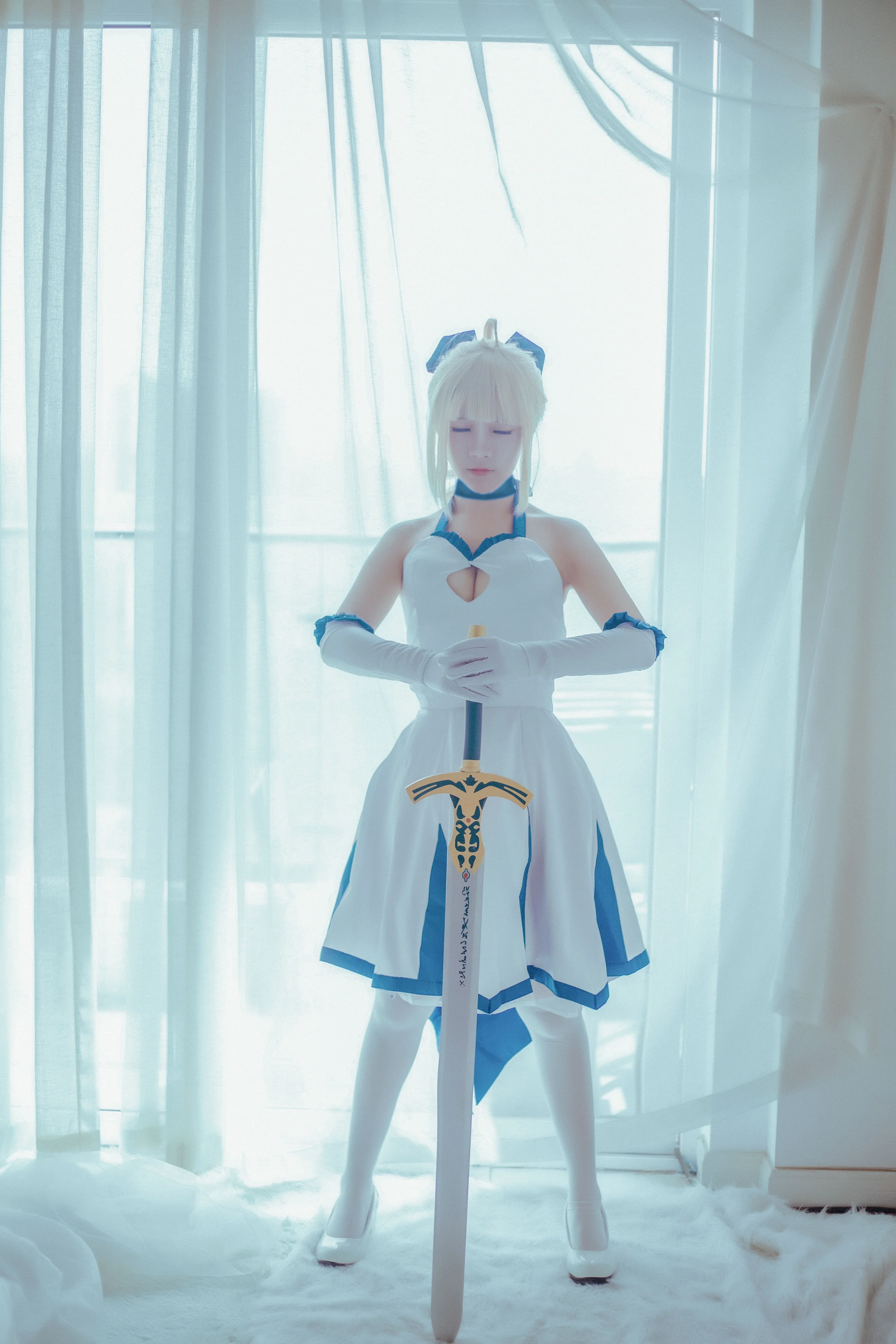saber lily蓝百合COS写真