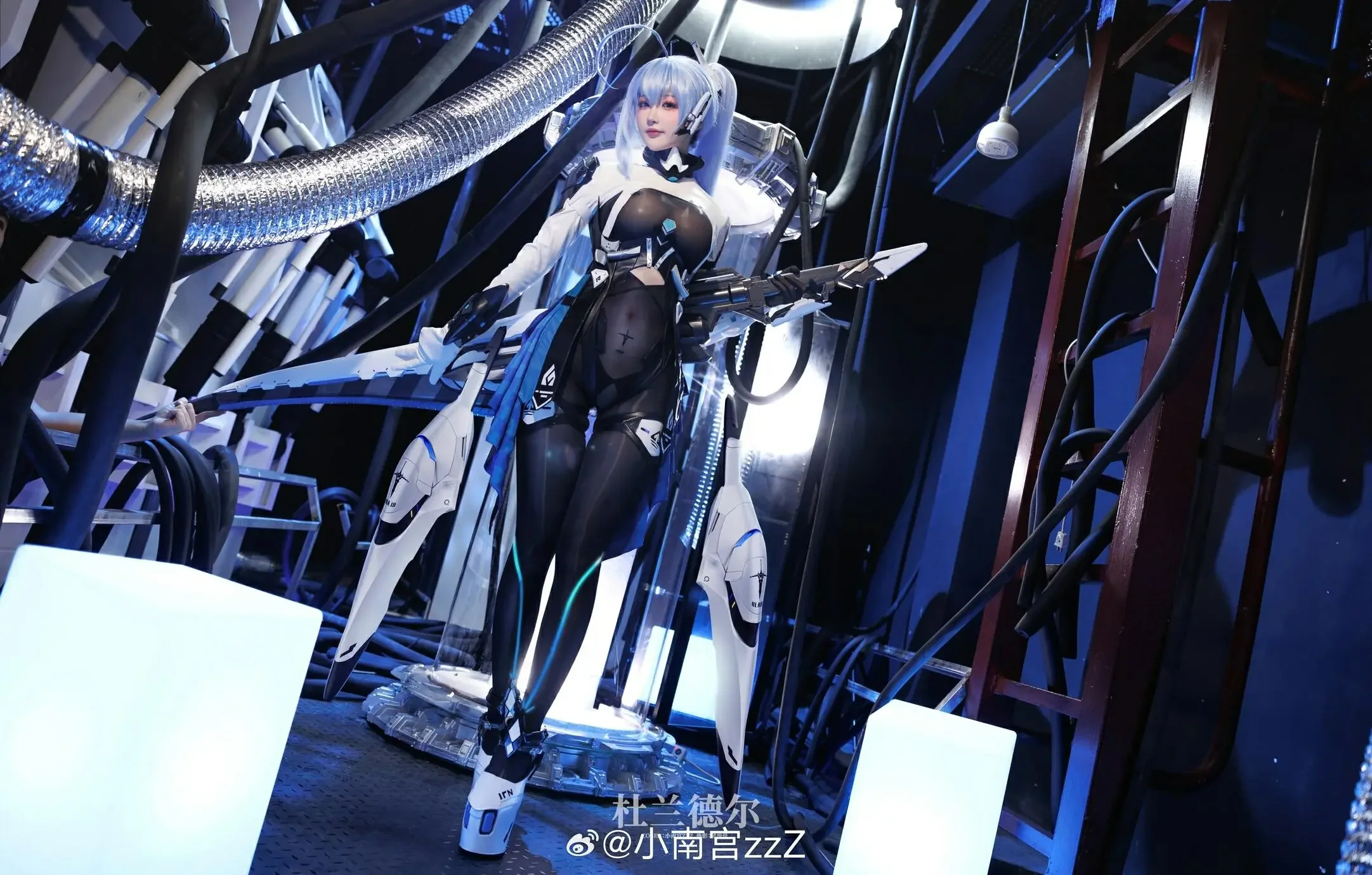 小南宫zzZ – 交错战线0103｜高清图片集