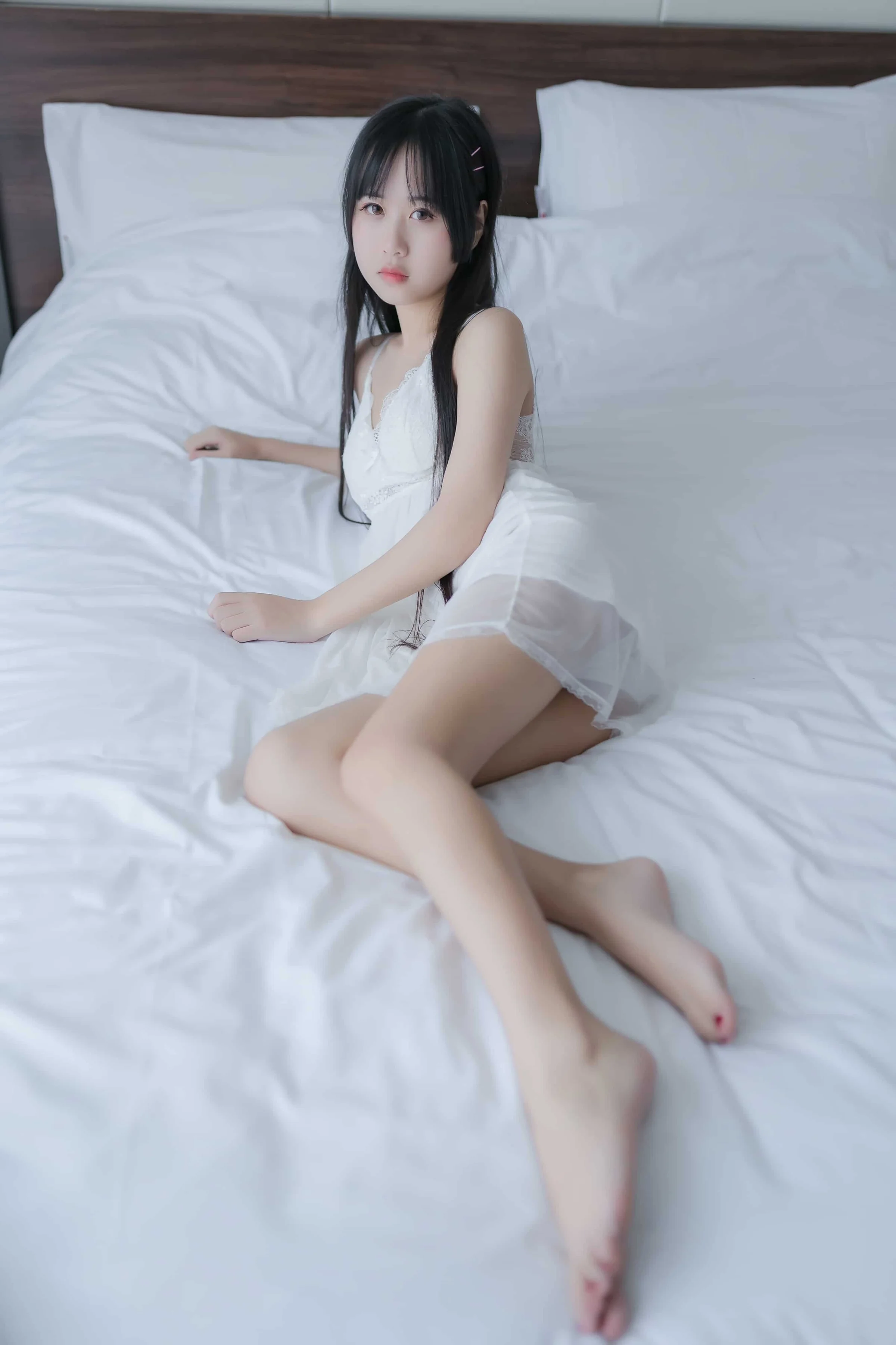 萌芽儿o0-白色私房[44P]｜高清图片集