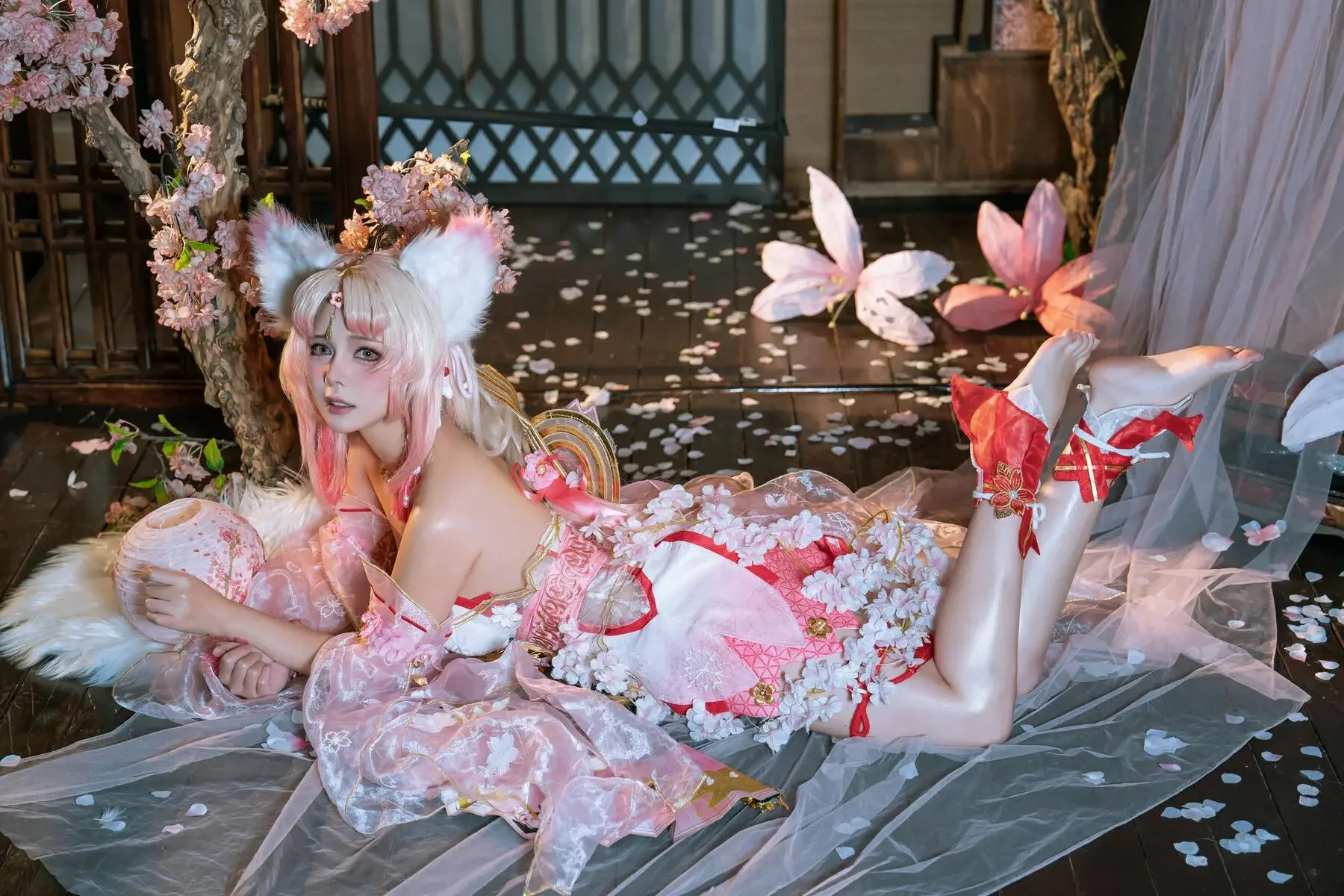 七月喵子 – 胡桃和殷紫萍COS写真