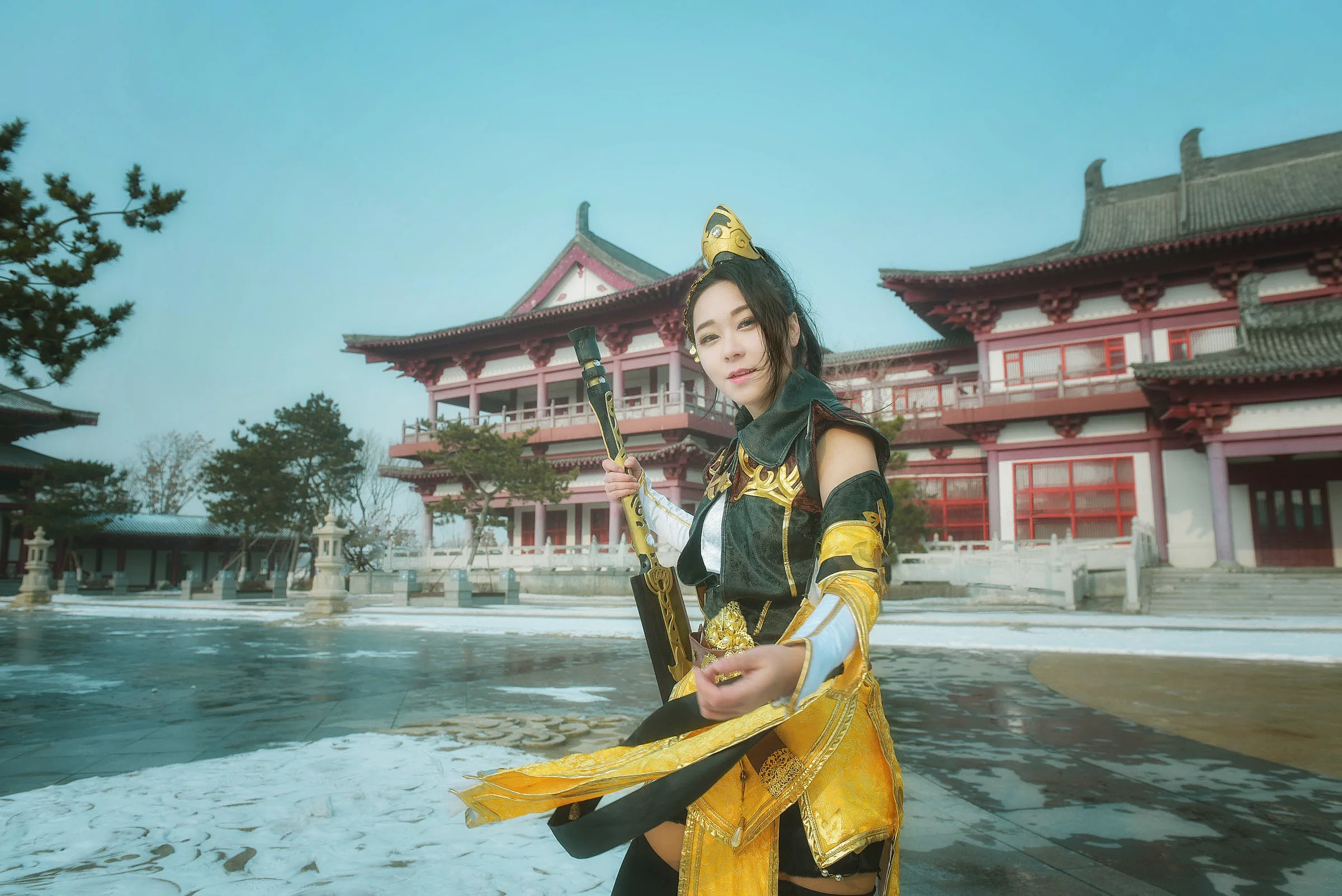 剑网三藏剑成女COS写真