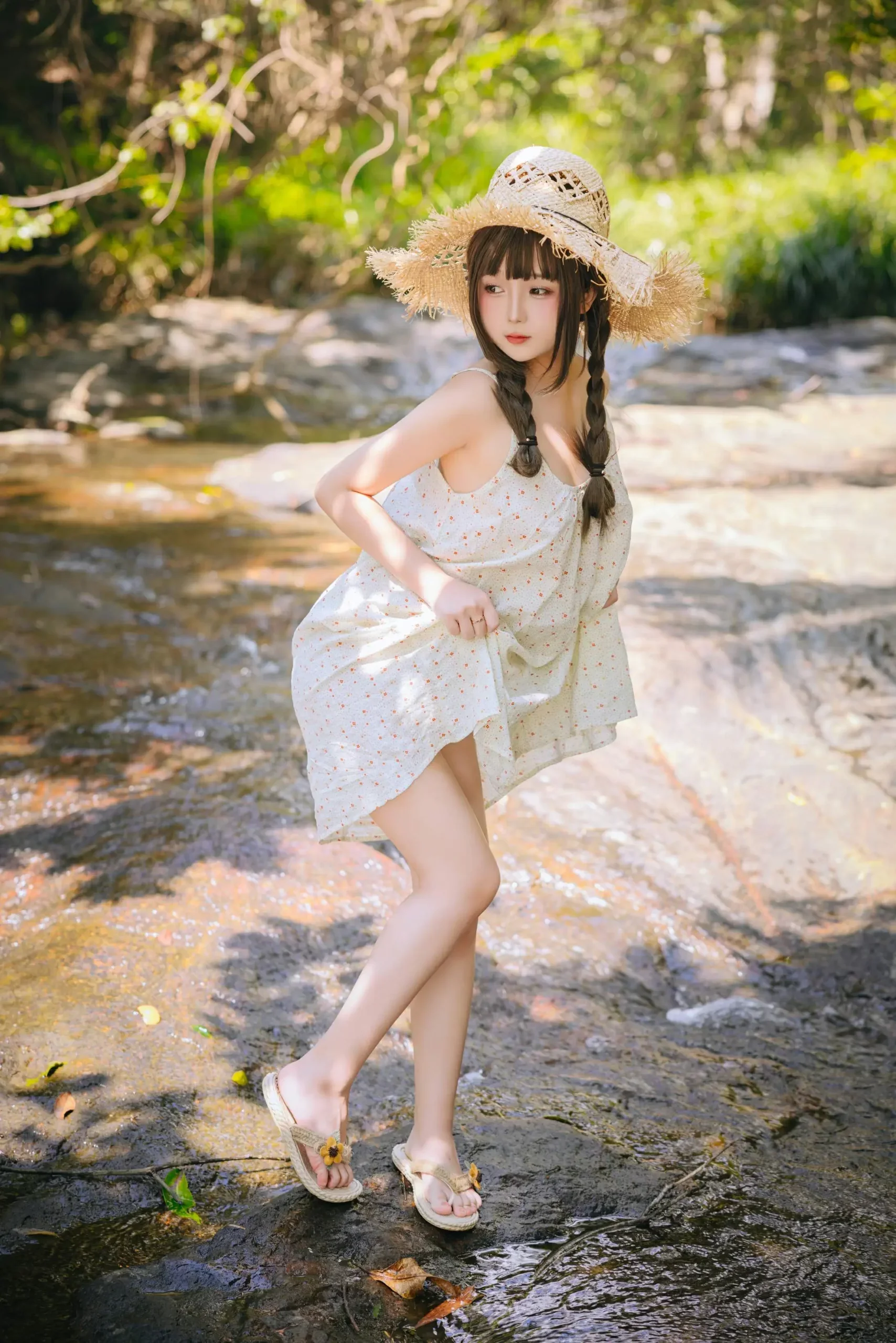 日奈娇(椎名莜) – 山野间｜高清图片集