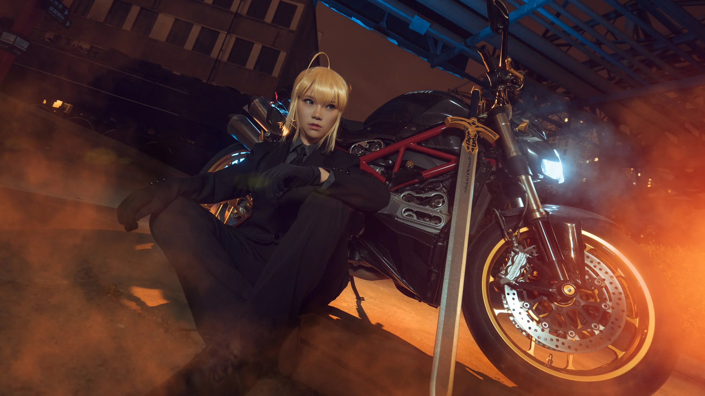 Fate/Zero——黑西装saber COS写真