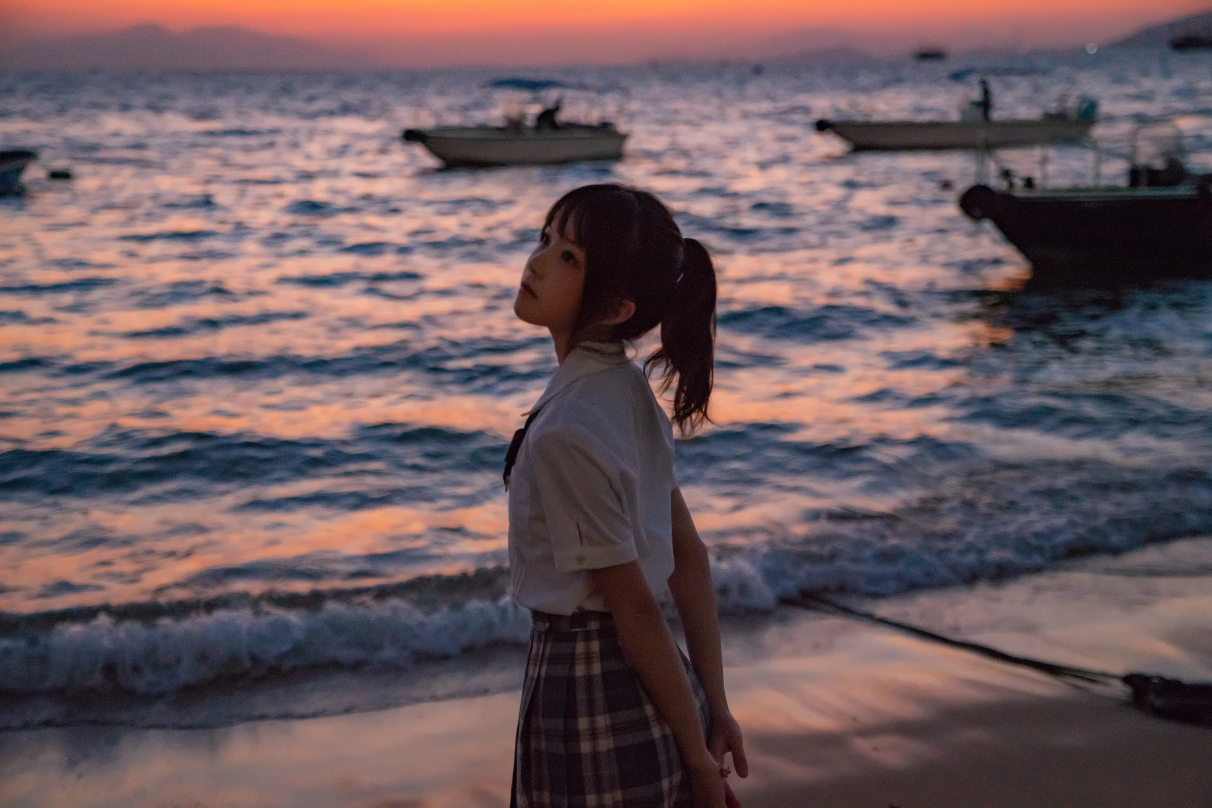 桜桃喵 – 逐海 [17P]｜高清图片集