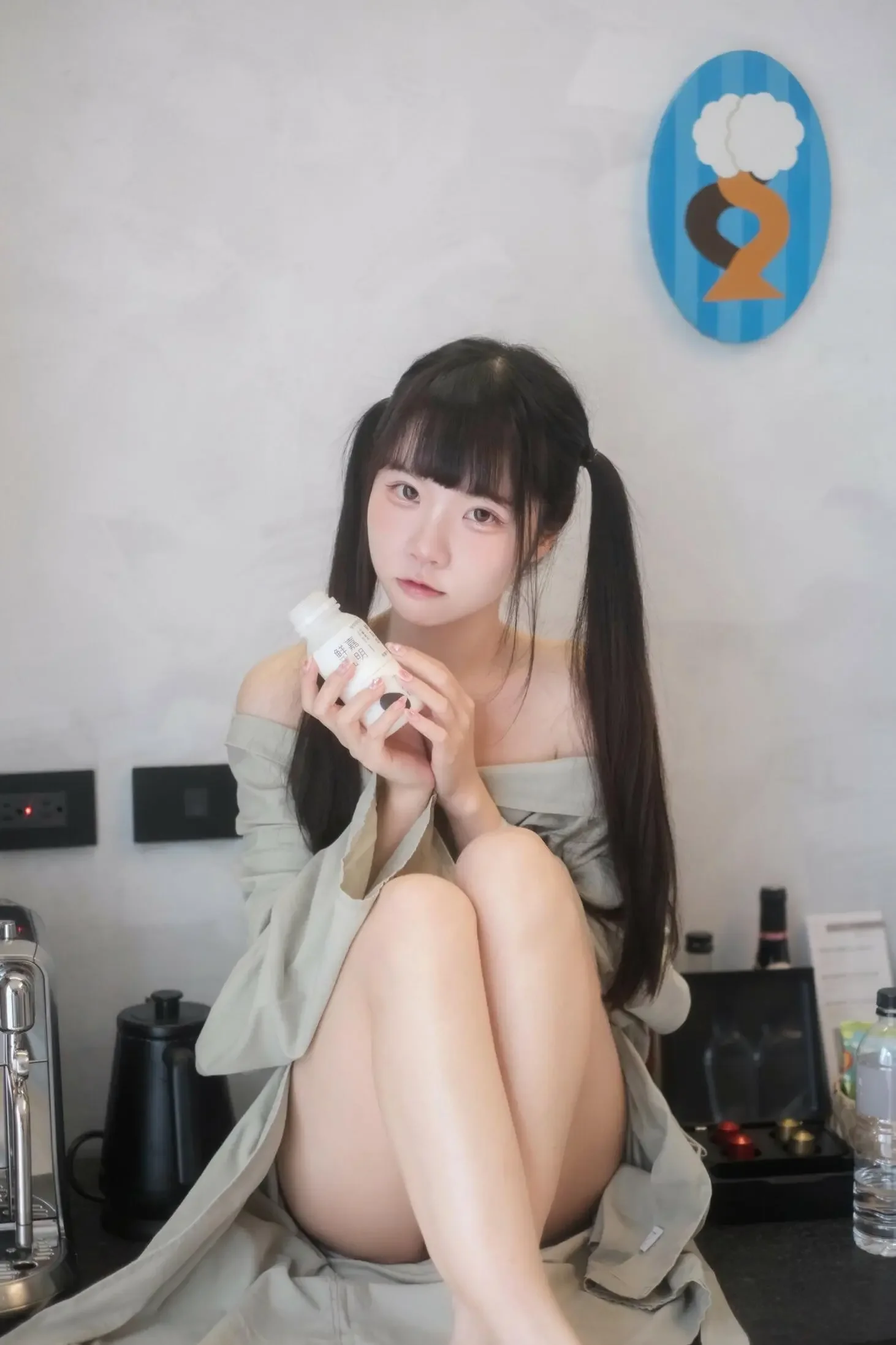 可可小白兔?? – 在阳台做坏事的小兔兔?｜高清图片集