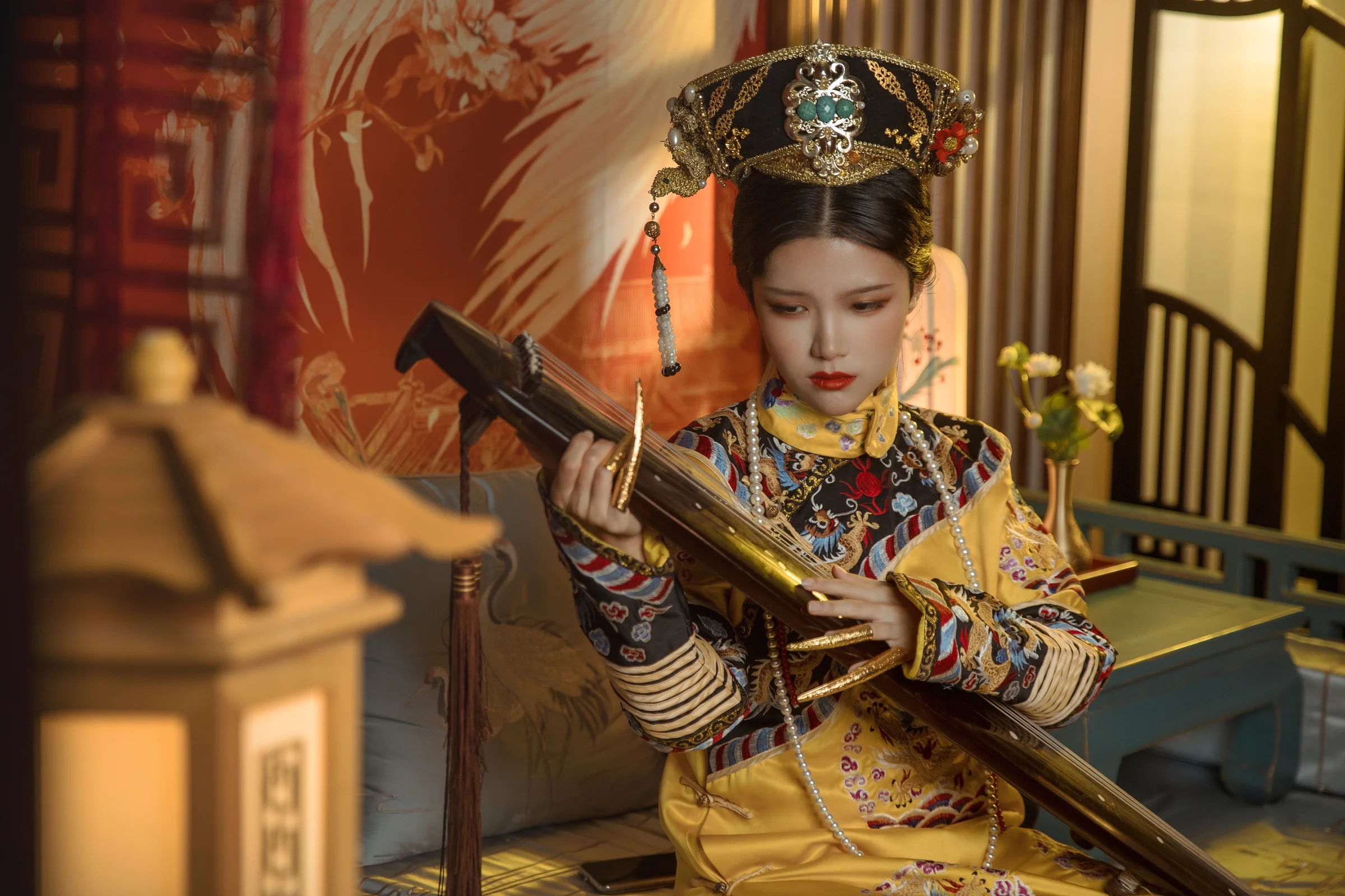 电视剧《甄嬛传》COS写真剧情 【第二章·剪烛西窗 惊鸿一舞】