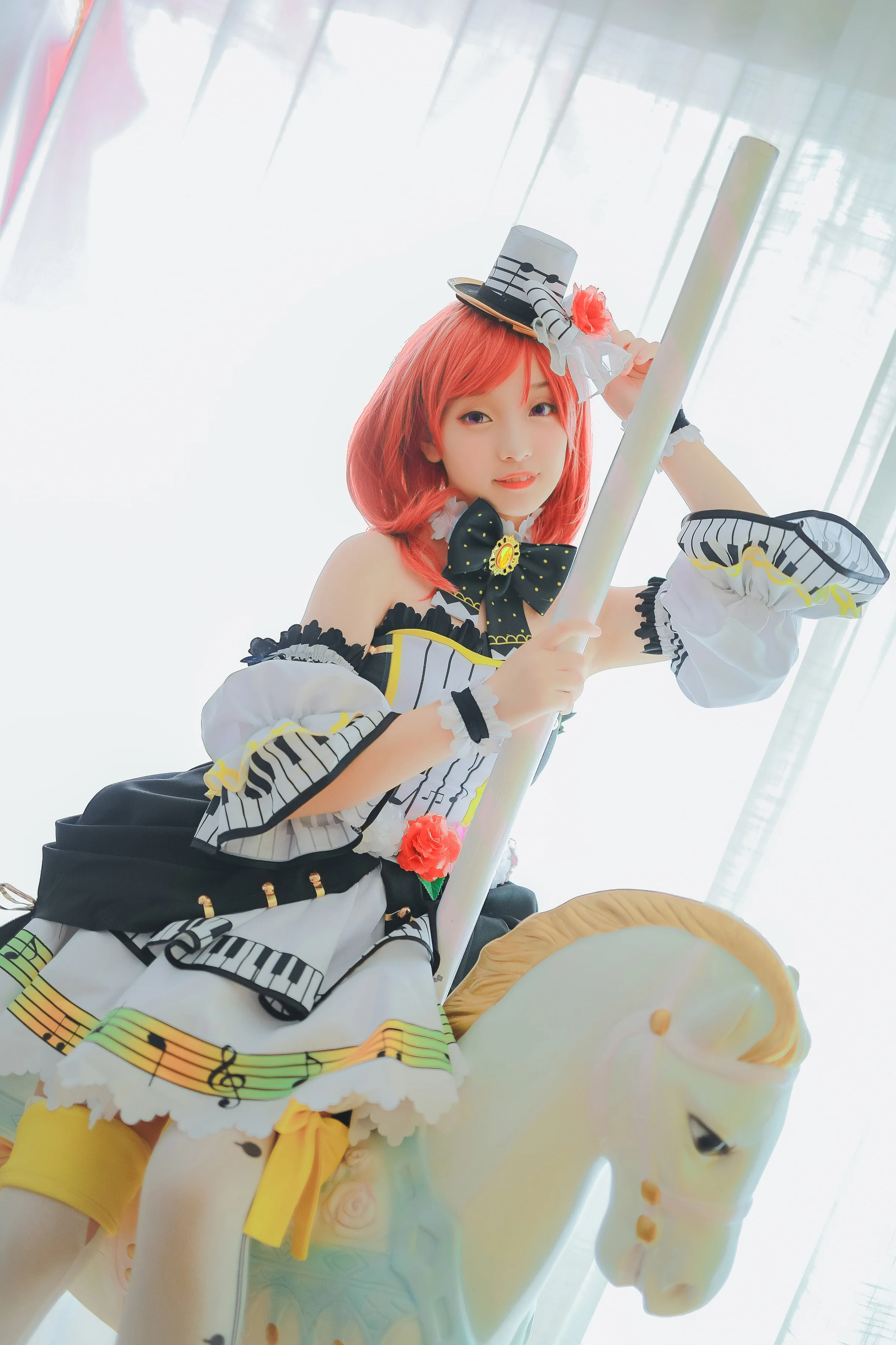 西木野真姬乐器觉醒COS写真