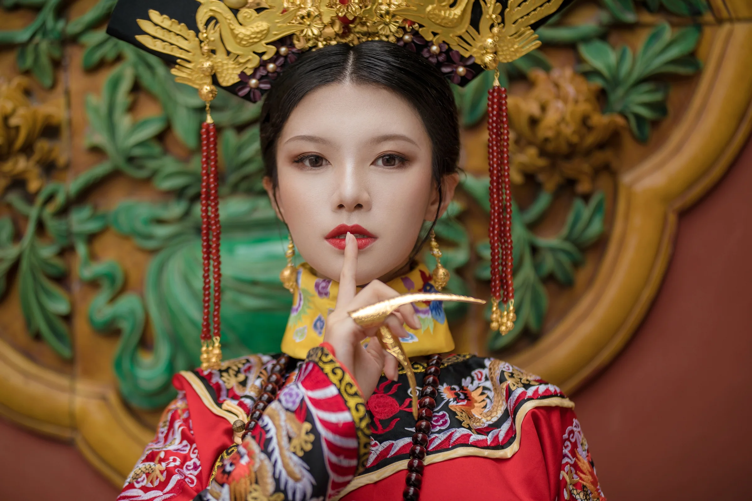 电视剧《甄嬛传》COS写真剧情【第三章·紫禁红墙 熹妃回宫】