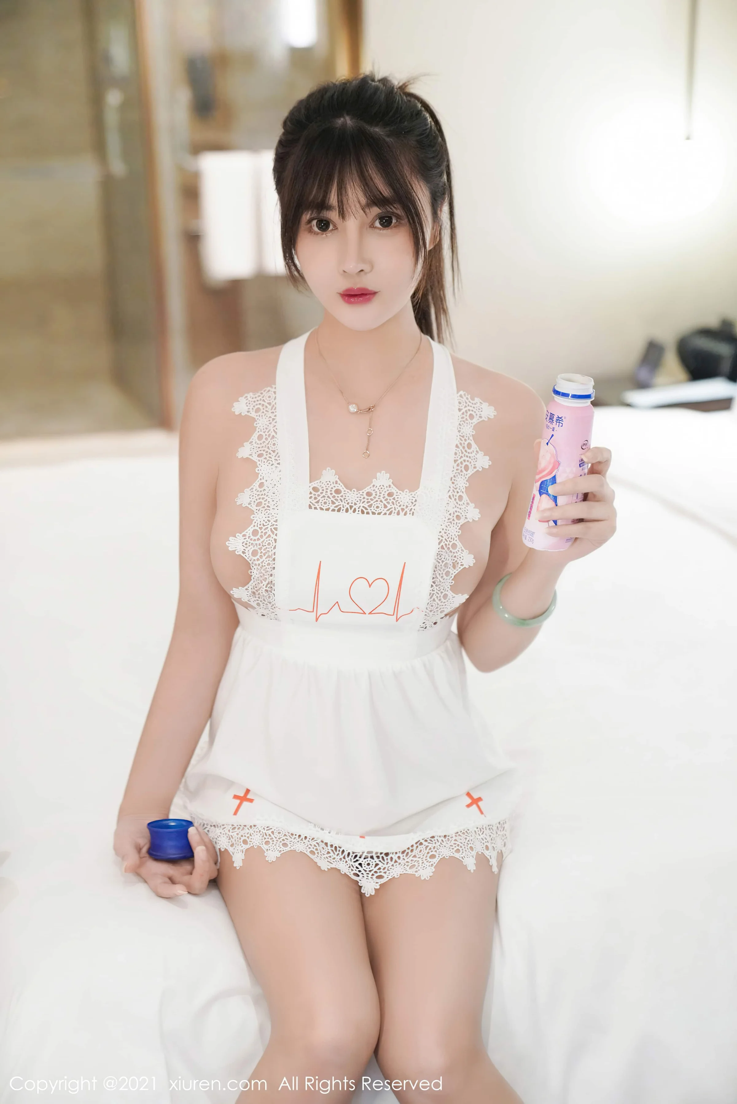 [秀人网]美媛馆 2021-04-14 Vol.3302 萌奈子｜高清图片集
