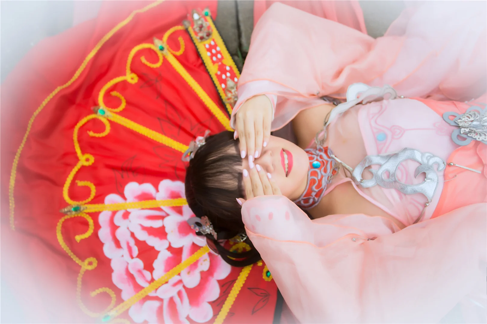 剑侠情缘网络版叁七秀萝莉COS写真
