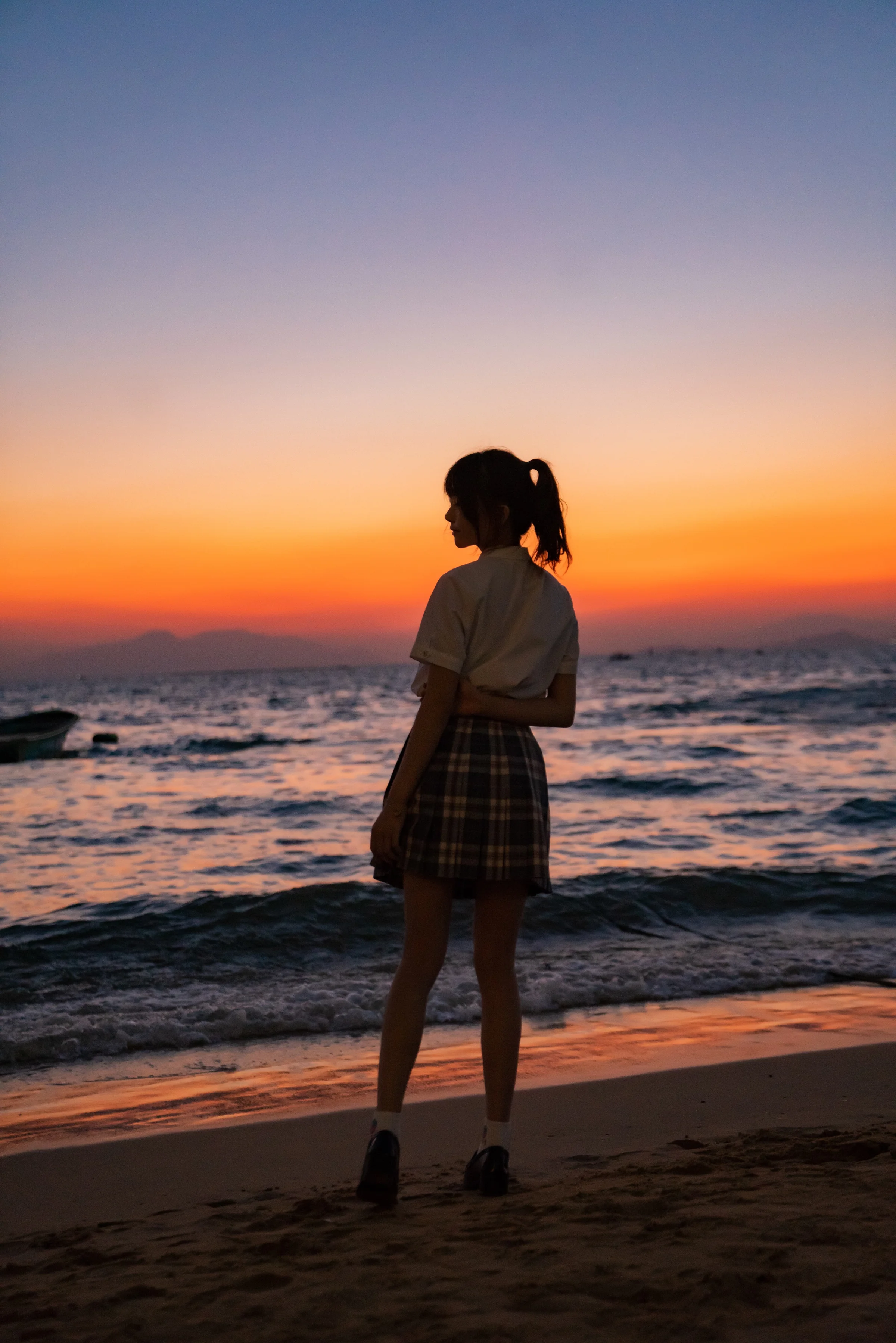 桜桃喵 – 逐海 [17P]｜高清图片集