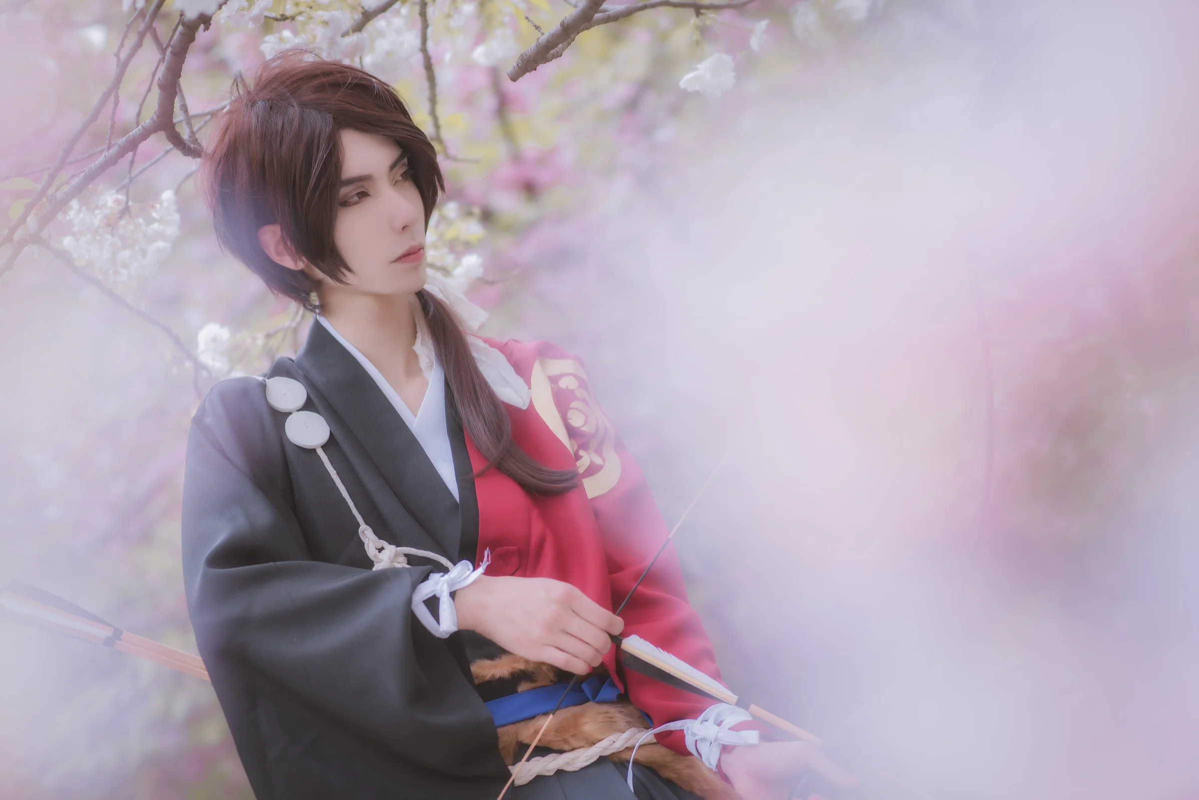 刀剑乱舞加州清光COS写真，果然樱花和武士刀也是一种浪漫~
